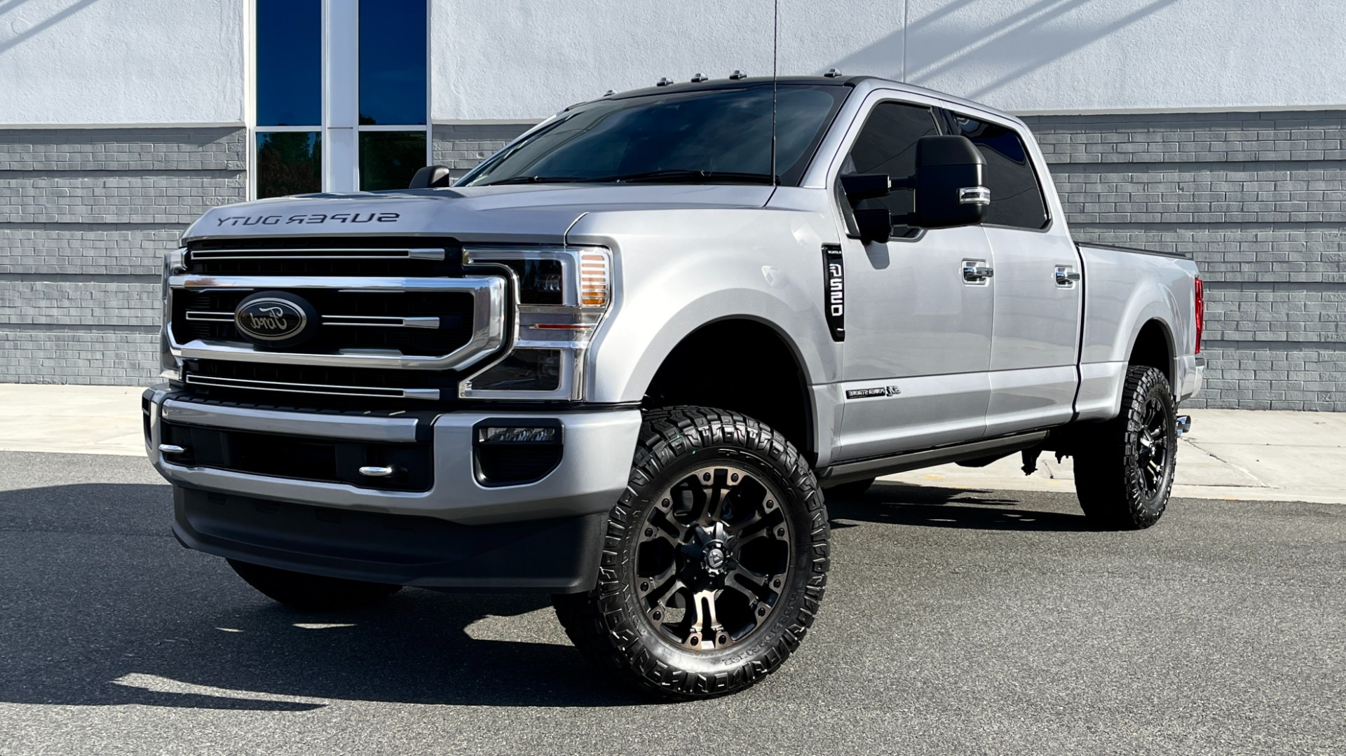 Used 2022 Ford Super Duty F-250 SRW PLATINUM / 6.7L DIESEL / PANORAMIC ROOF / BLACKOUT / FUEL WHEELS / TOW PACK for sale Sold at Formula Imports in Charlotte NC 28227 1