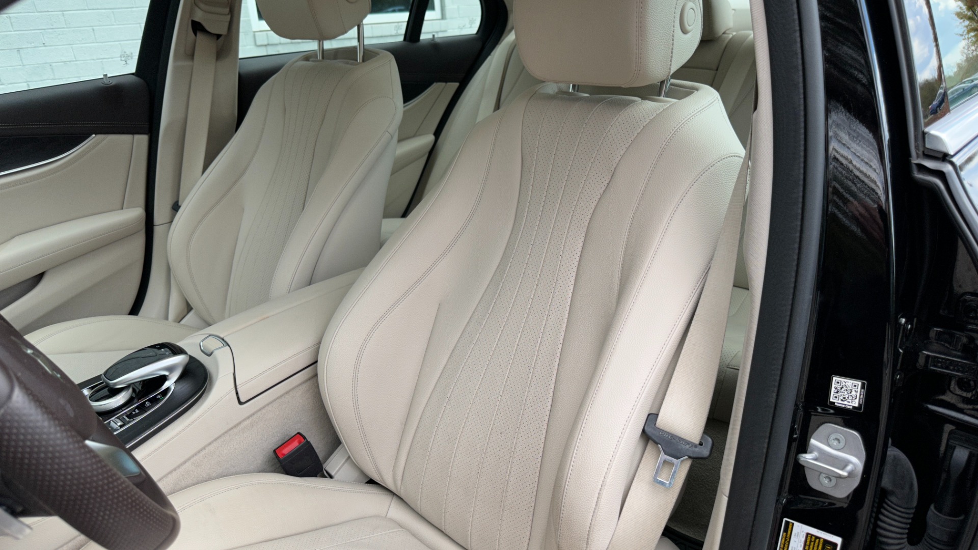 Used 2018 Mercedes-Benz E-Class E300 / PREMIUM 1 / PANORAMIC ROOF / BURMESTER SURROUND SOUND / LEATHER INTE for sale Sold at Formula Imports in Charlotte NC 28227 10
