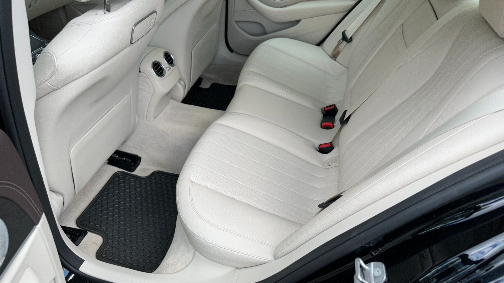 Used 2018 Mercedes-Benz E-Class E300 / PREMIUM 1 / PANORAMIC ROOF / BURMESTER SURROUND SOUND / LEATHER INTE for sale Sold at Formula Imports in Charlotte NC 28227 12