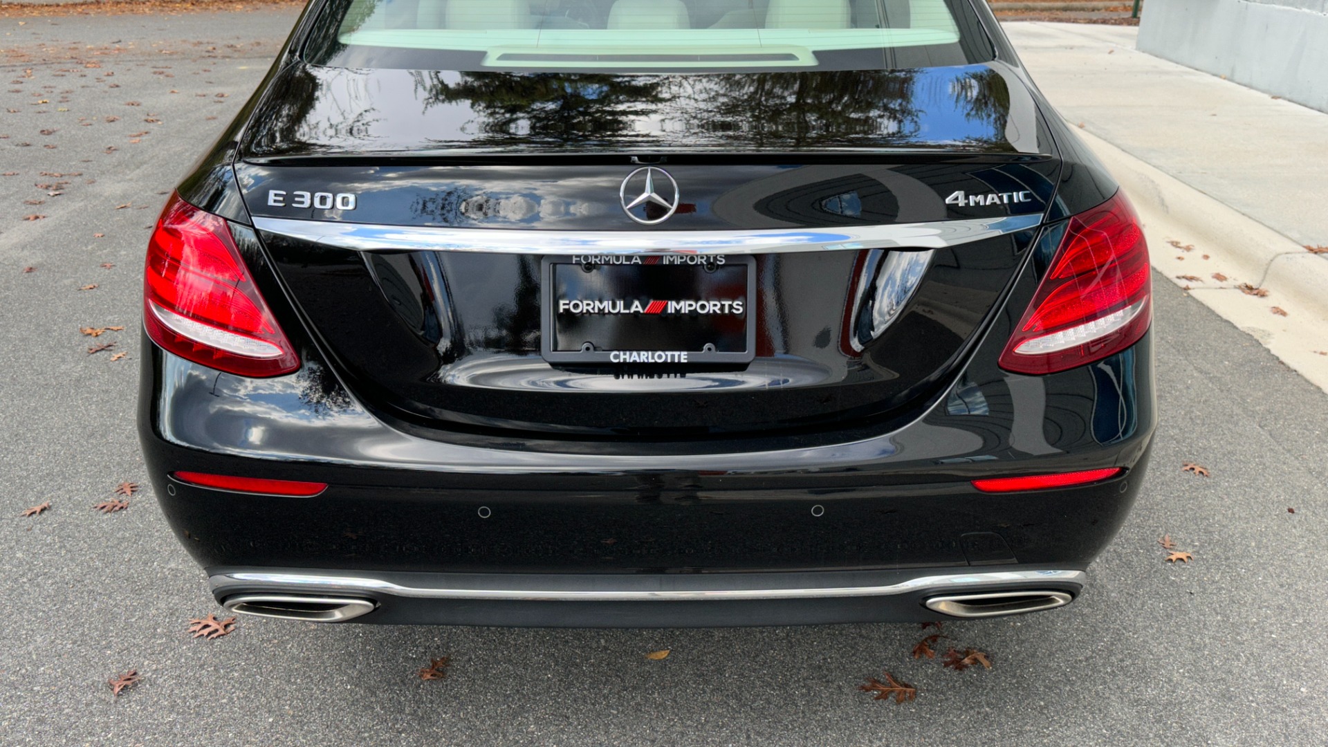 Used 2018 Mercedes-Benz E-Class E300 / PREMIUM 1 / PANORAMIC ROOF / BURMESTER SURROUND SOUND / LEATHER INTE for sale Sold at Formula Imports in Charlotte NC 28227 26
