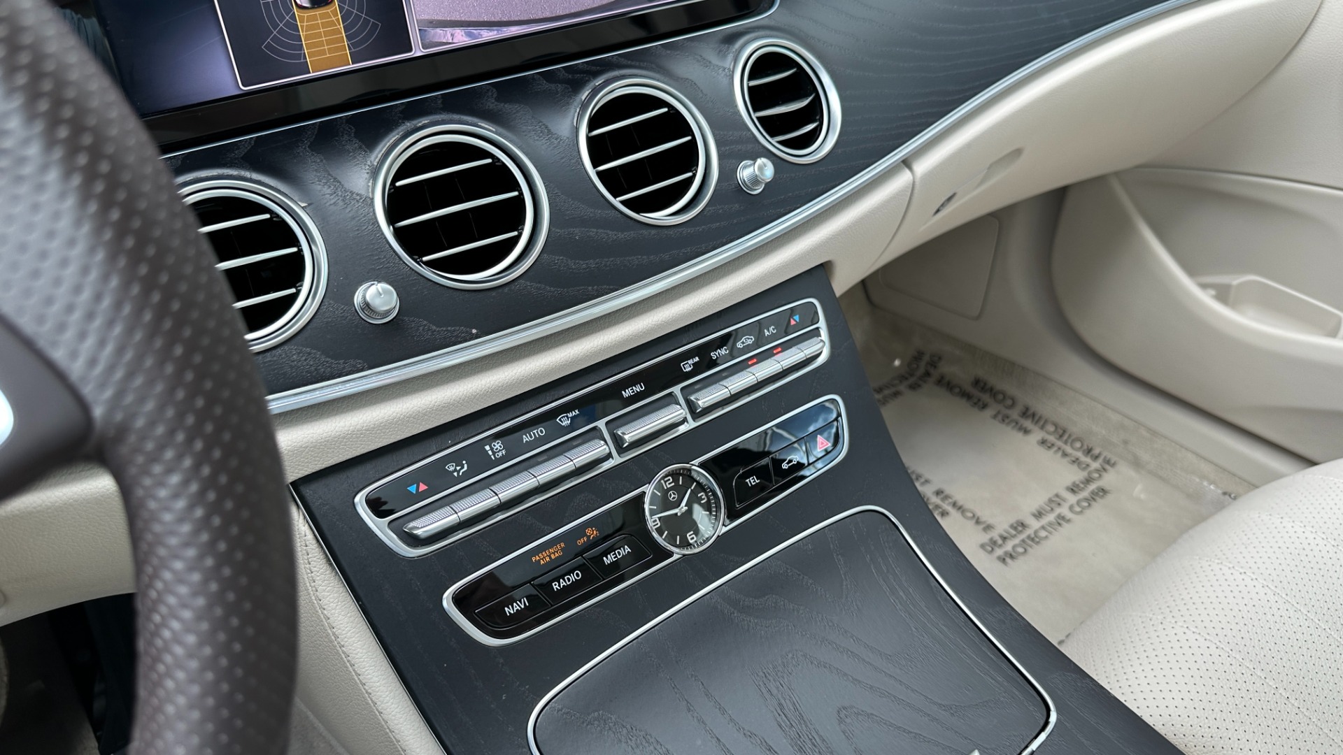 Used 2018 Mercedes-Benz E-Class E300 / PREMIUM 1 / PANORAMIC ROOF / BURMESTER SURROUND SOUND / LEATHER INTE for sale Sold at Formula Imports in Charlotte NC 28227 33