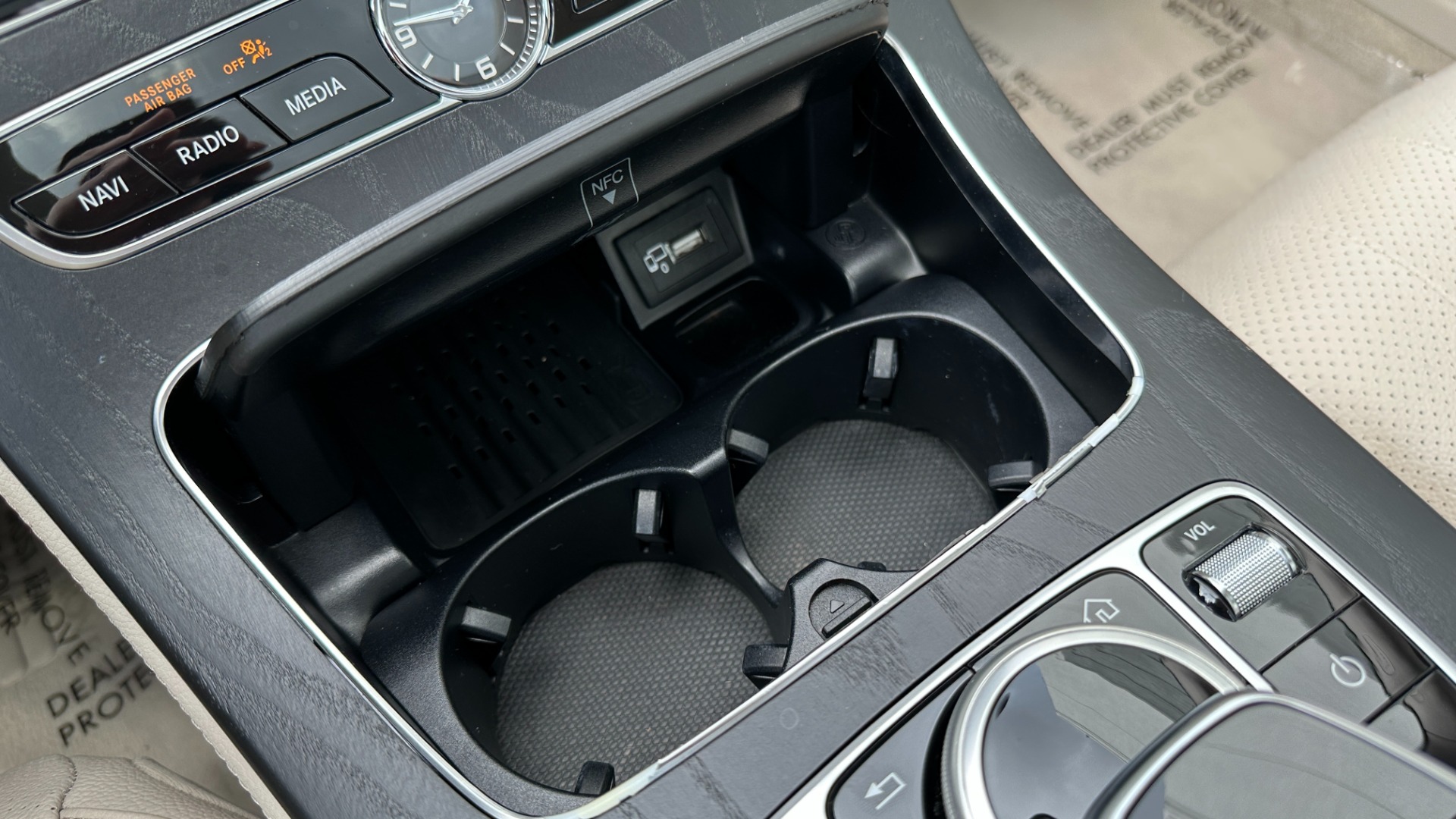 Used 2018 Mercedes-Benz E-Class E300 / PREMIUM 1 / PANORAMIC ROOF / BURMESTER SURROUND SOUND / LEATHER INTE for sale Sold at Formula Imports in Charlotte NC 28227 35