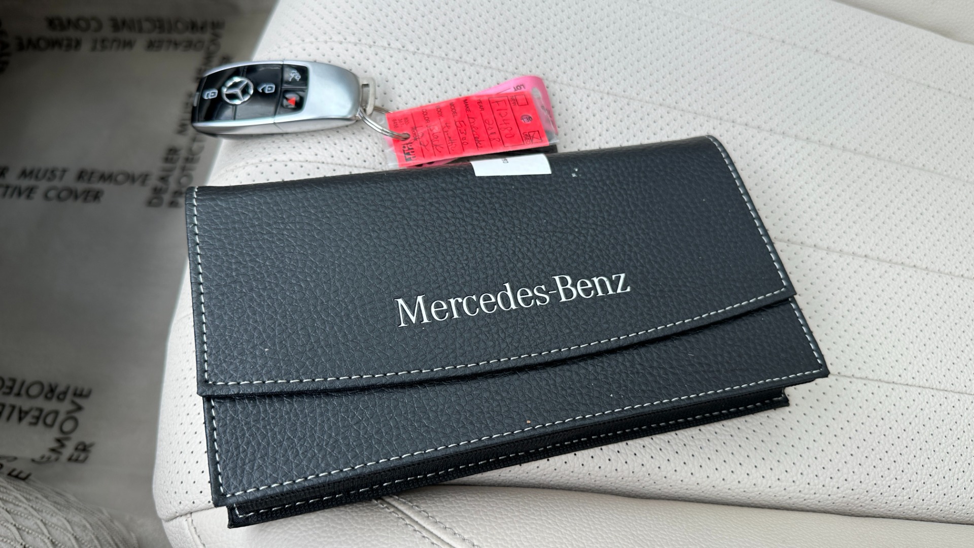 Used 2018 Mercedes-Benz E-Class E300 / PREMIUM 1 / PANORAMIC ROOF / BURMESTER SURROUND SOUND / LEATHER INTE for sale Sold at Formula Imports in Charlotte NC 28227 38