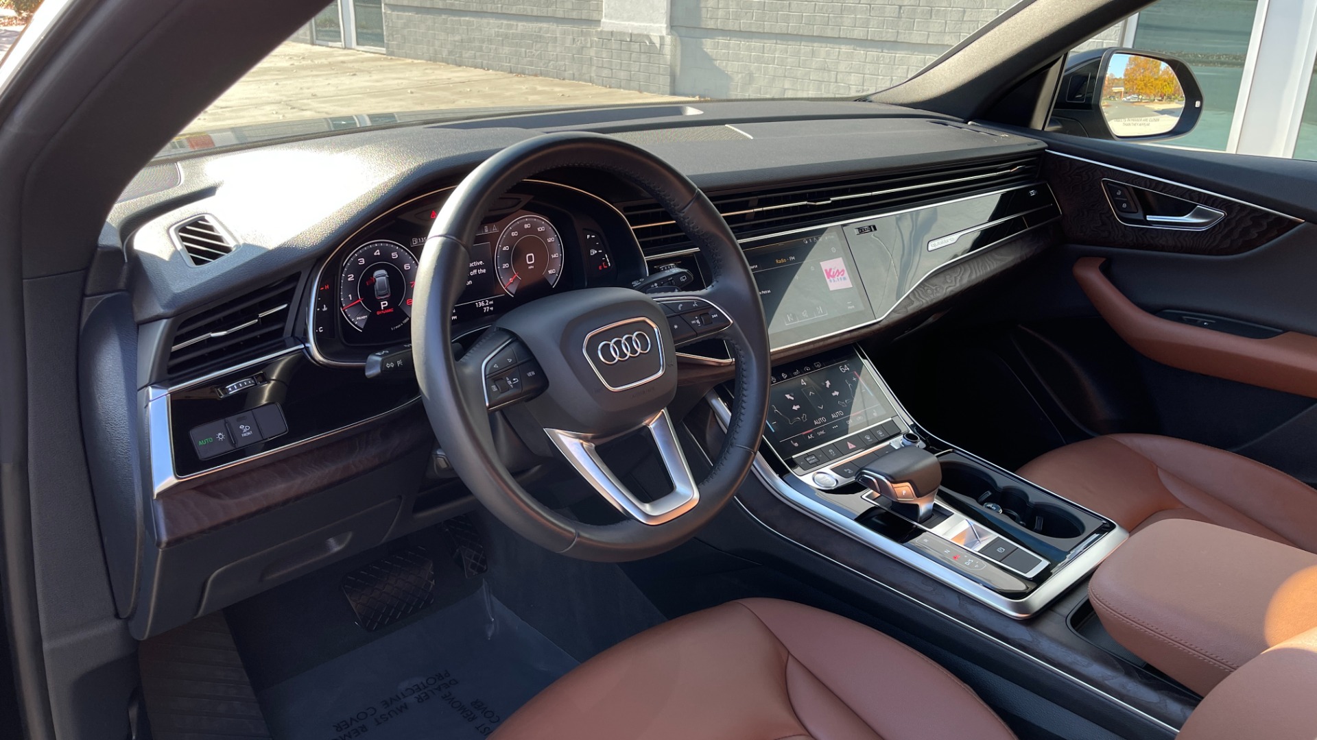 Used 2019 Audi Q8 PREMIUM / QUATTRO / CONVENIENCE PACKAGE / COLD WEATHER / 21IN WHEELS for sale $46,995 at Formula Imports in Charlotte NC 28227 12