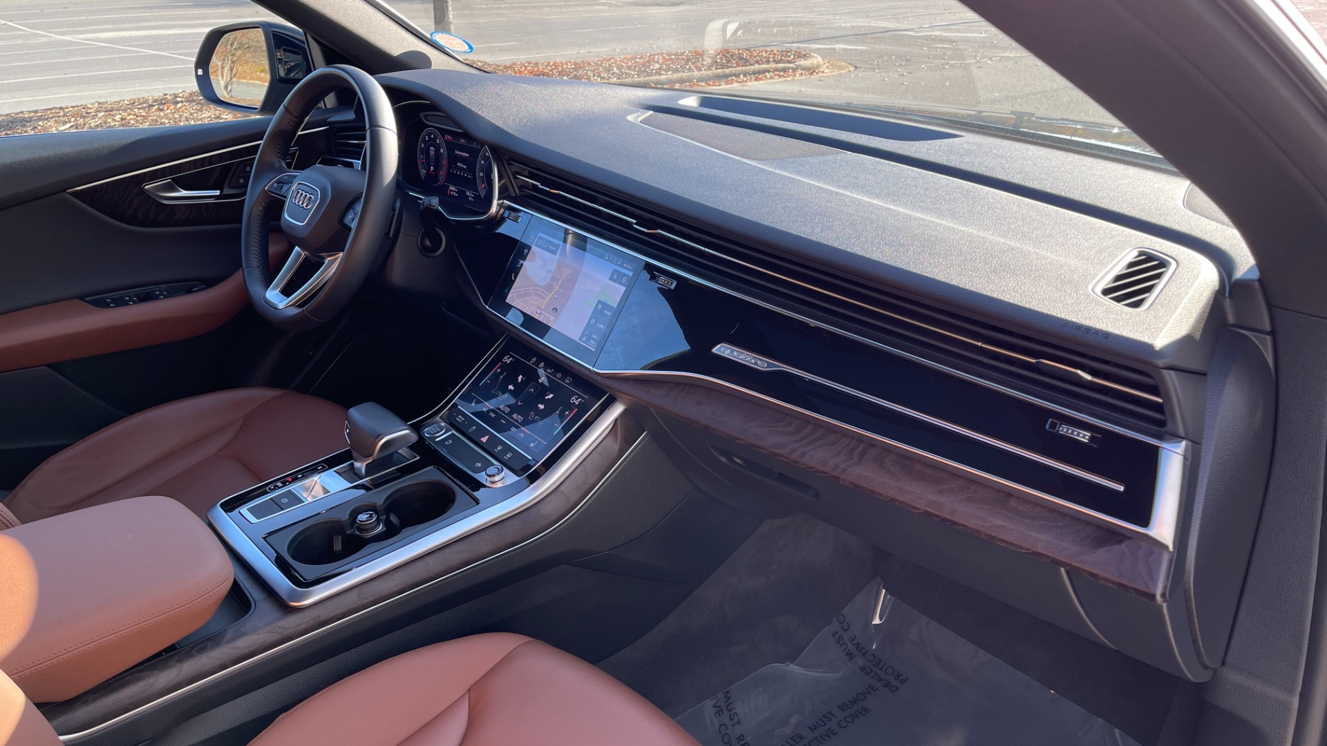 Used 2019 Audi Q8 PREMIUM / QUATTRO / CONVENIENCE PACKAGE / COLD WEATHER / 21IN WHEELS for sale $46,995 at Formula Imports in Charlotte NC 28227 31