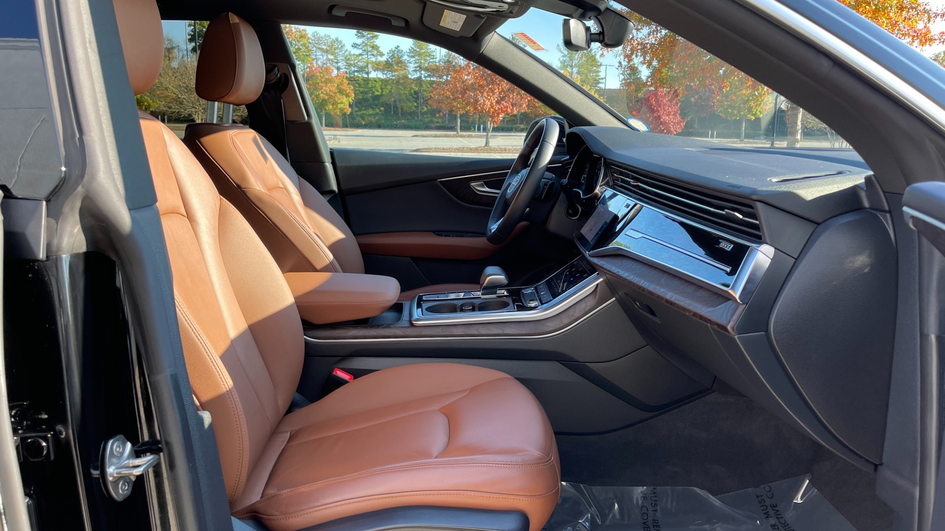 Used 2019 Audi Q8 PREMIUM / QUATTRO / CONVENIENCE PACKAGE / COLD WEATHER / 21IN WHEELS for sale $46,995 at Formula Imports in Charlotte NC 28227 32