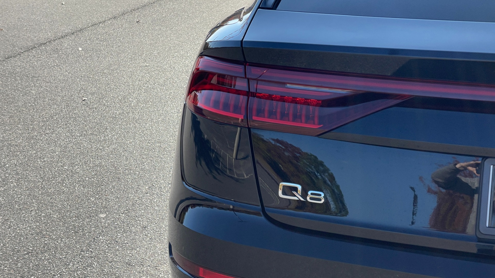 Used 2019 Audi Q8 PREMIUM / QUATTRO / CONVENIENCE PACKAGE / COLD WEATHER / 21IN WHEELS for sale $46,995 at Formula Imports in Charlotte NC 28227 34