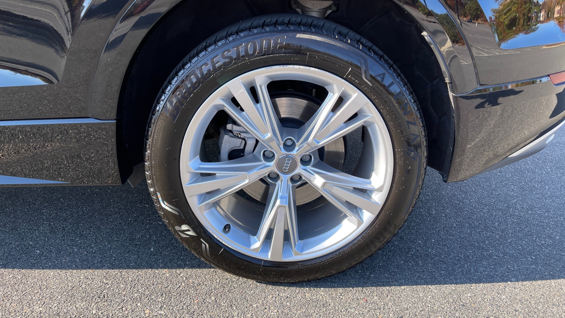 Used 2019 Audi Q8 PREMIUM / QUATTRO / CONVENIENCE PACKAGE / COLD WEATHER / 21IN WHEELS for sale $46,995 at Formula Imports in Charlotte NC 28227 46