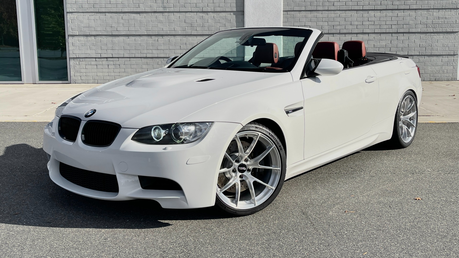 Used 2012 BMW M3 HARD TOP CONVERTIBLE / APEX WHEELS / FOX RED LEATHER / NAVIGATION / PREMIUM for sale $34,995 at Formula Imports in Charlotte NC 28227 1