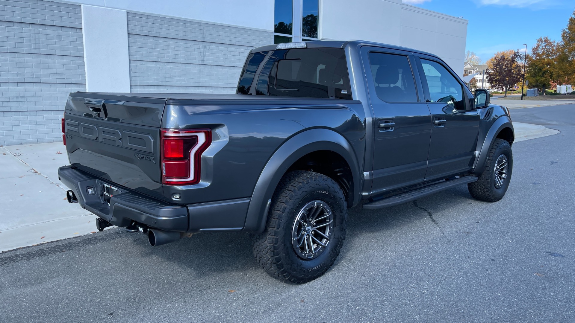 Used 2019 Ford F-150 RAPTOR / 802A PACKAGE / LIGHT PODS / CARBON FIBER / PANORAMIC ROOF for sale Sold at Formula Imports in Charlotte NC 28227 7