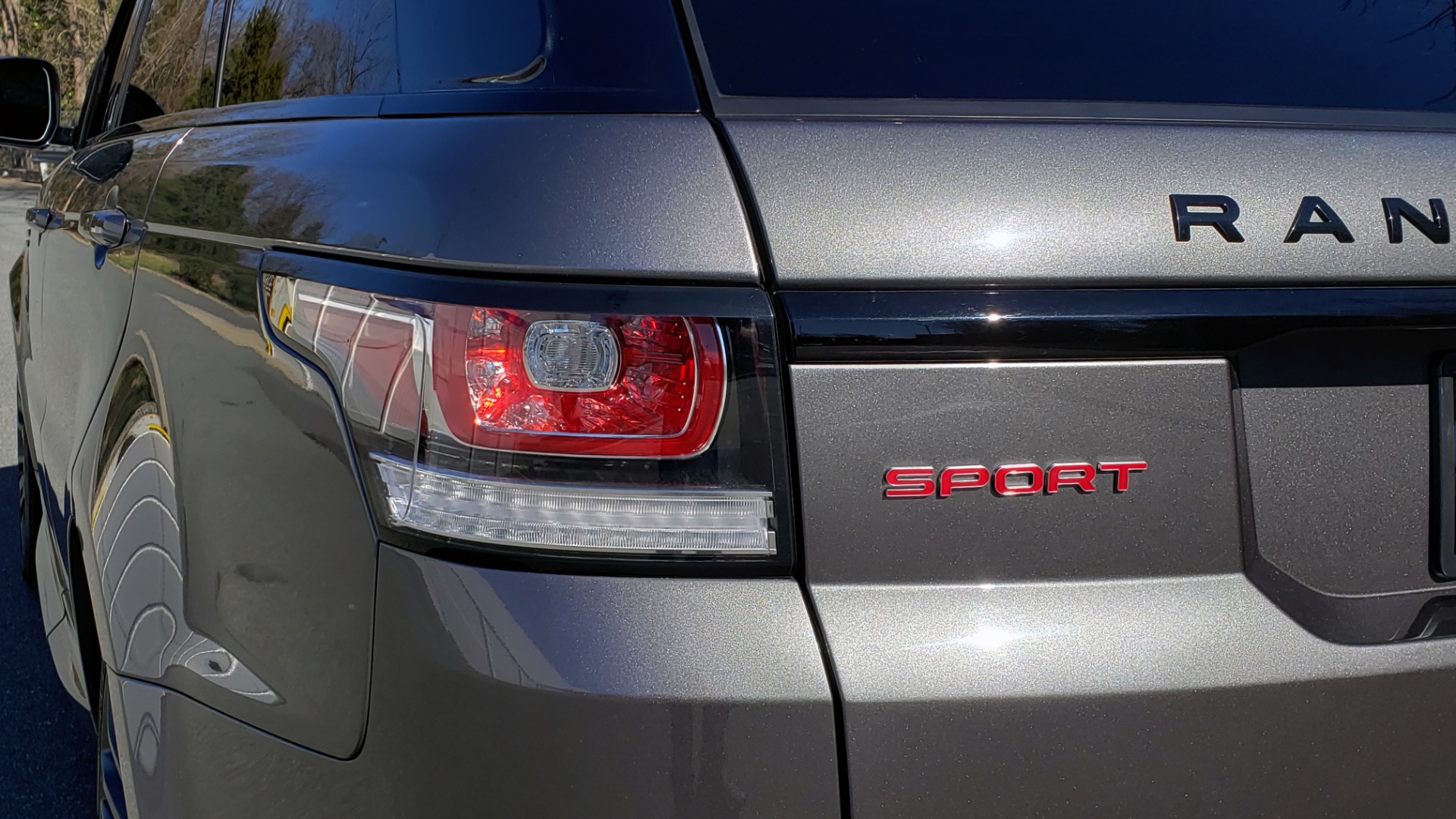 Used 2017 Land Rover RANGE ROVER SPORT HSE DYNAMIC / NAV / SUNROOF / REARVIEW for sale Sold at Formula Imports in Charlotte NC 28227 24
