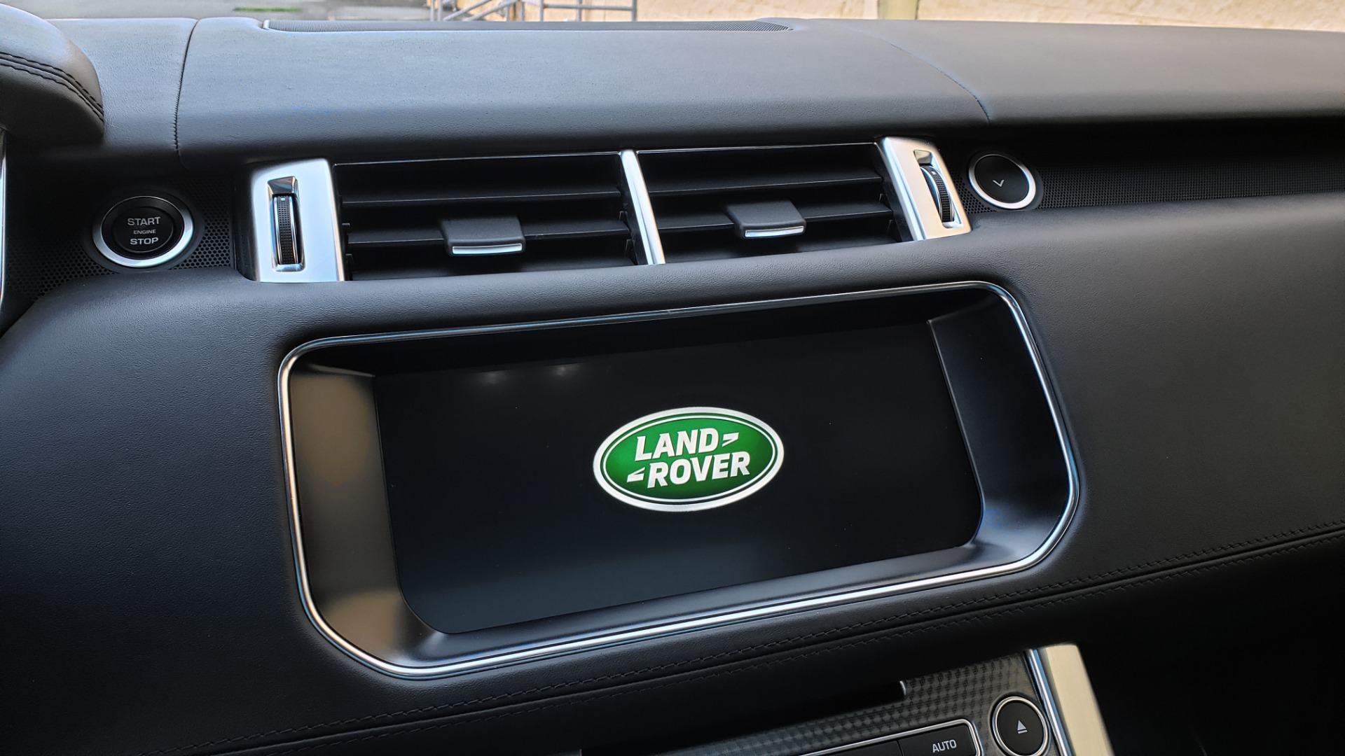 Used 2017 Land Rover RANGE ROVER SPORT HSE DYNAMIC / NAV / SUNROOF / REARVIEW for sale Sold at Formula Imports in Charlotte NC 28227 41