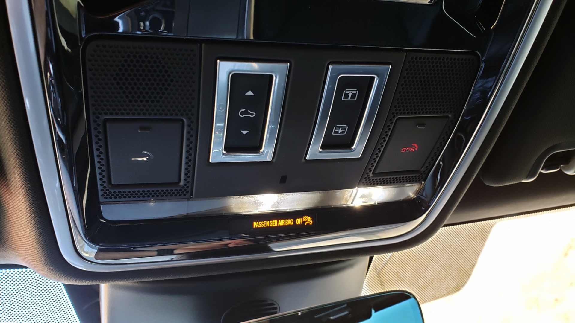 Used 2017 Land Rover RANGE ROVER SPORT HSE DYNAMIC / NAV / SUNROOF / REARVIEW for sale Sold at Formula Imports in Charlotte NC 28227 47