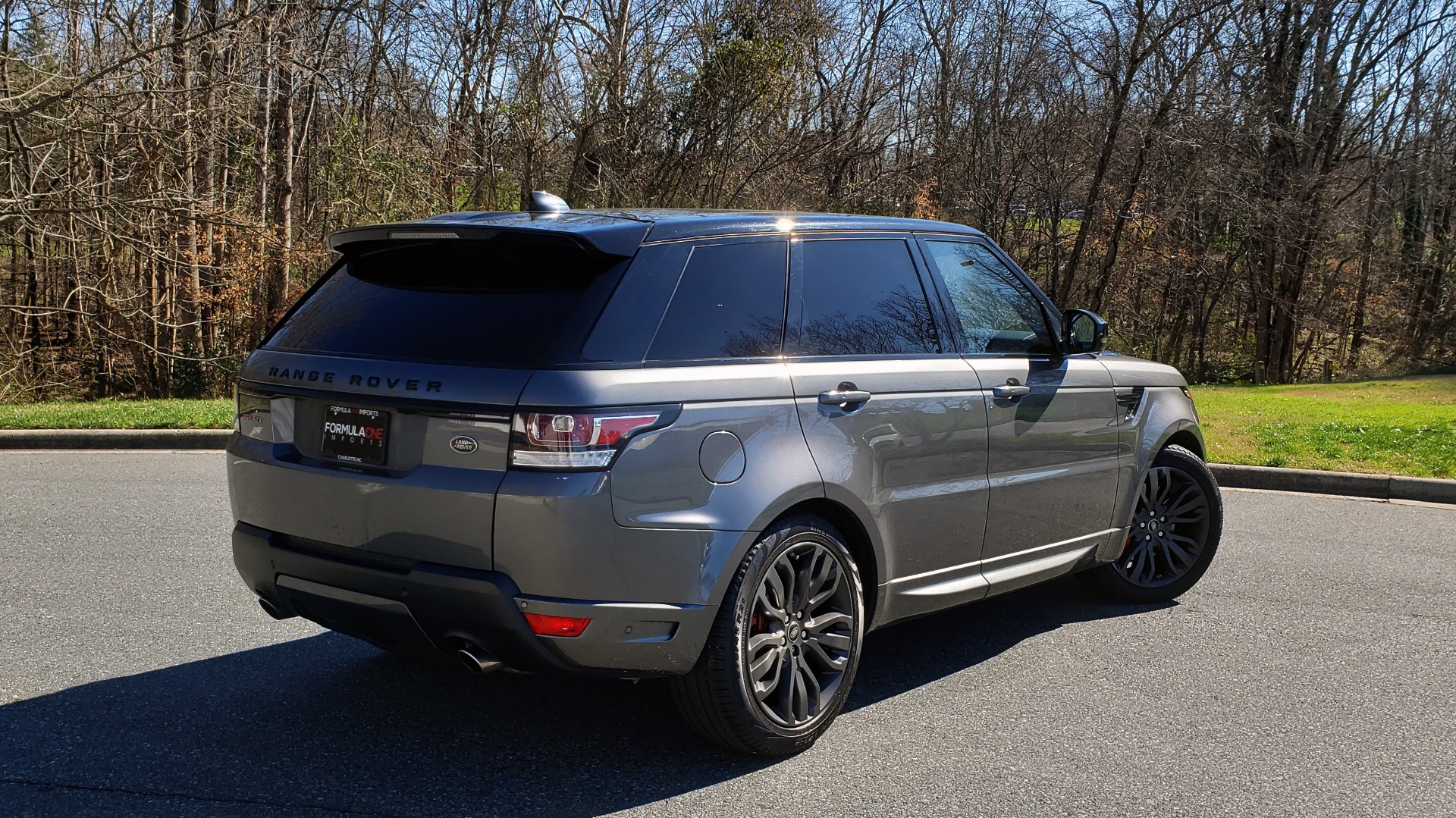 Used 2017 Land Rover RANGE ROVER SPORT HSE DYNAMIC / NAV / SUNROOF / REARVIEW for sale Sold at Formula Imports in Charlotte NC 28227 6