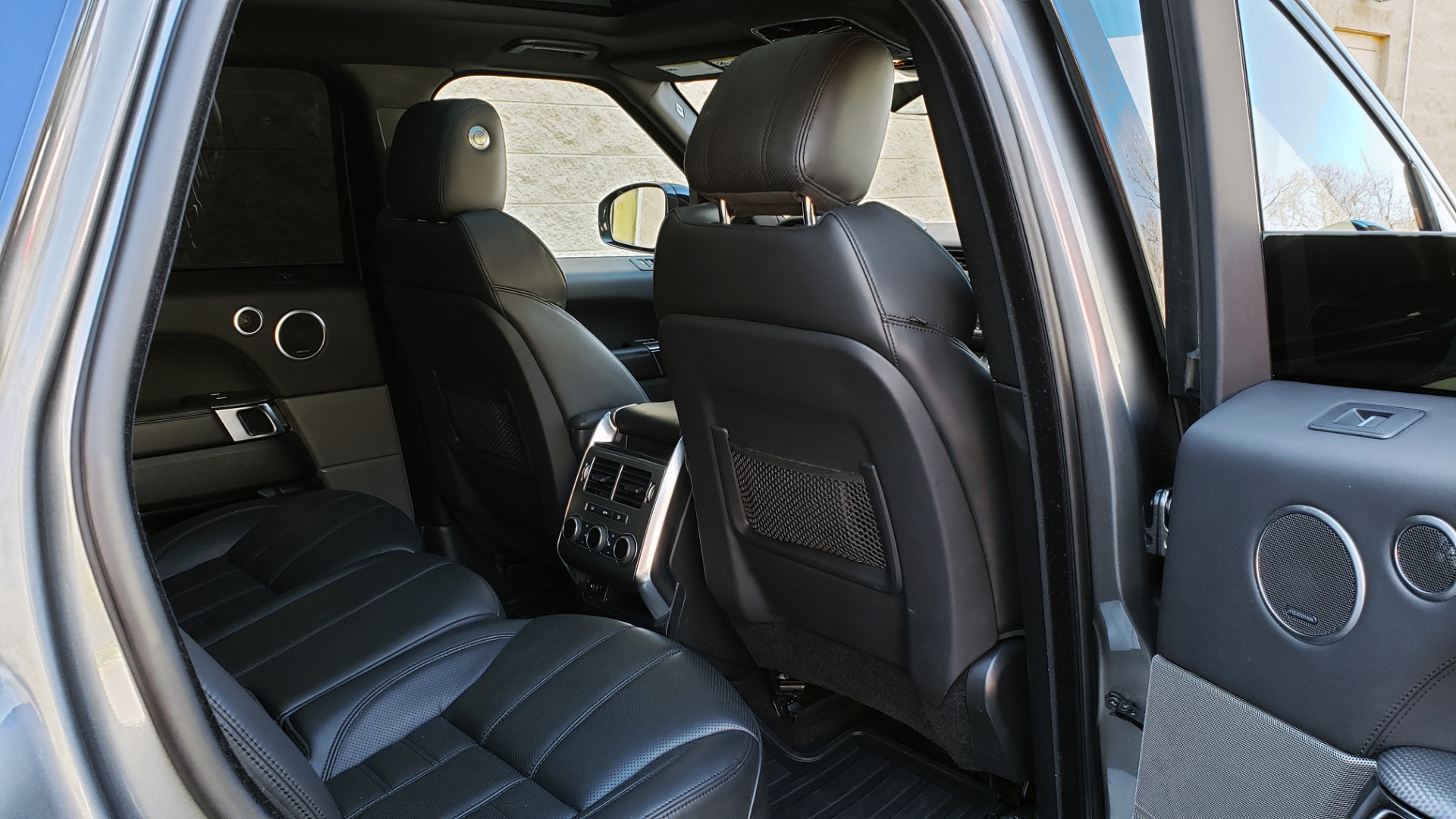 Used 2017 Land Rover RANGE ROVER SPORT HSE DYNAMIC / NAV / SUNROOF / REARVIEW for sale Sold at Formula Imports in Charlotte NC 28227 69
