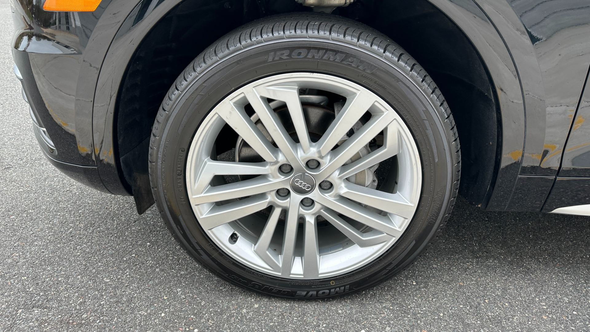 Used 2018 Audi Q5 PREMUM PLUS / NAV / 20IN WHEELS / COLD WEATHER / B AND O SOUND for sale Sold at Formula Imports in Charlotte NC 28227 44