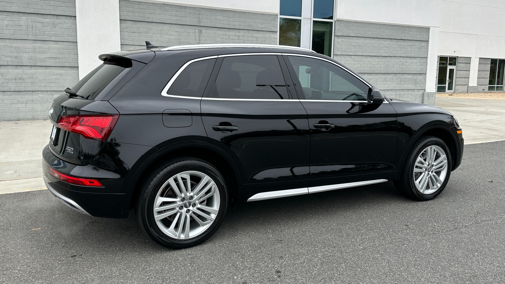 Used 2018 Audi Q5 PREMUM PLUS / NAV / 20IN WHEELS / COLD WEATHER / B AND O SOUND for sale $31,995 at Formula Imports in Charlotte NC 28227 7