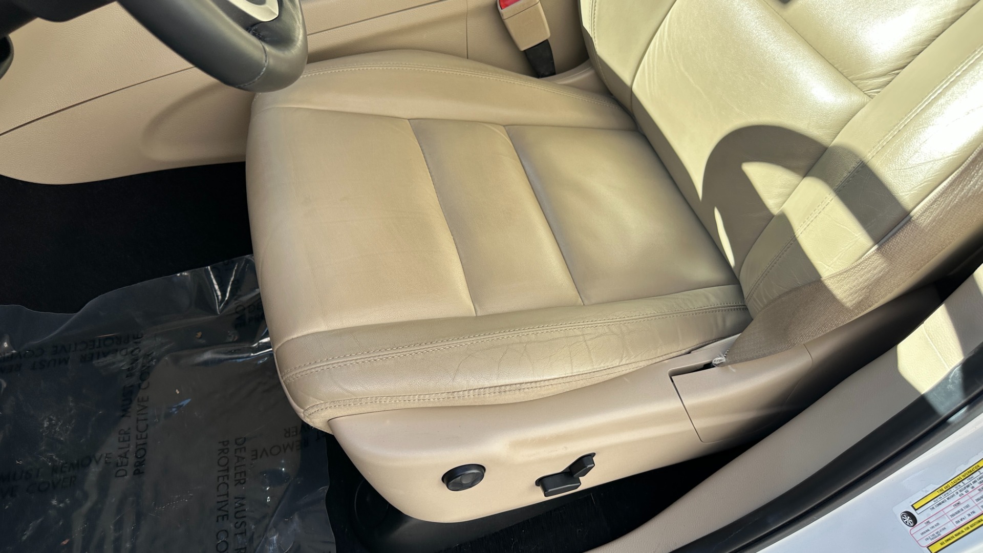 Used 2019 Jeep Grand Cherokee LIMITED / SUNROOF / NAVIGATION / LEATHER for sale $32,995 at Formula Imports in Charlotte NC 28227 14