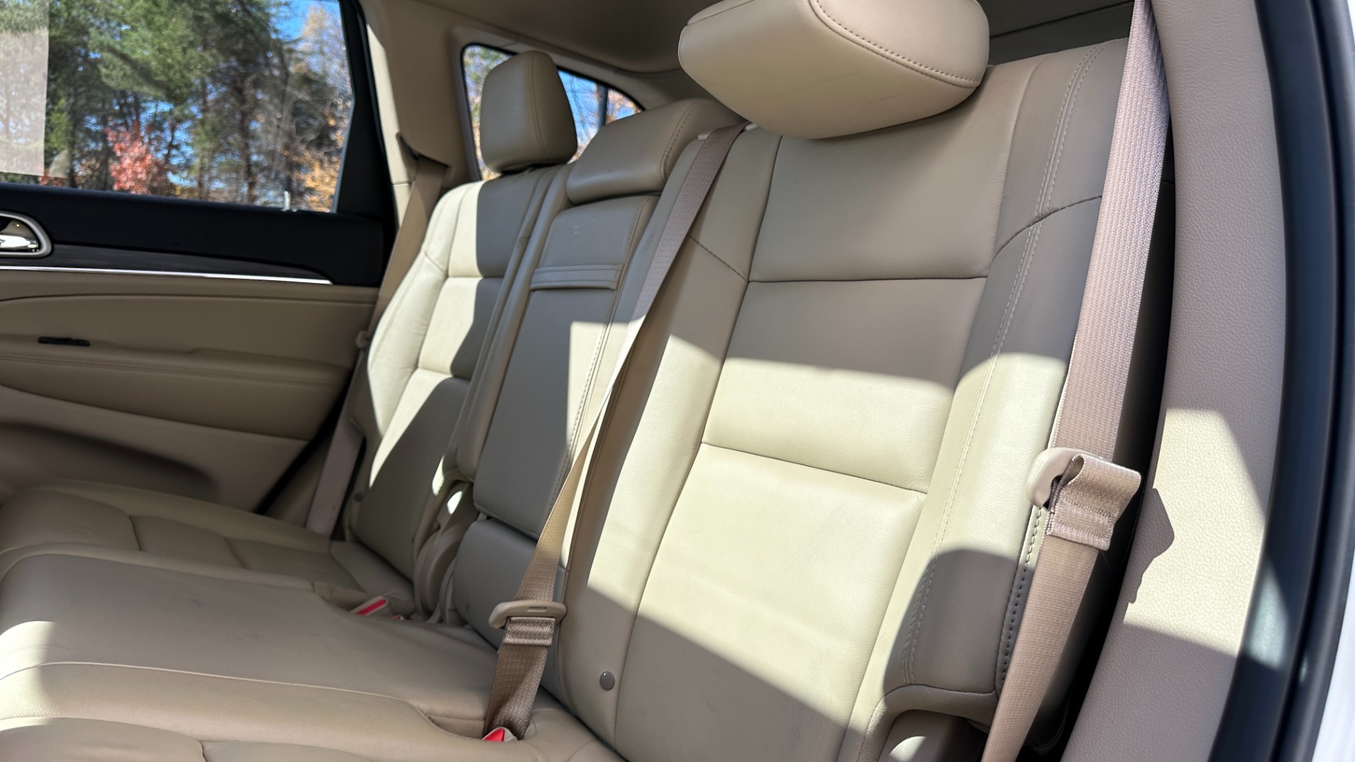 Used 2019 Jeep Grand Cherokee LIMITED / SUNROOF / NAVIGATION / LEATHER for sale $32,995 at Formula Imports in Charlotte NC 28227 24