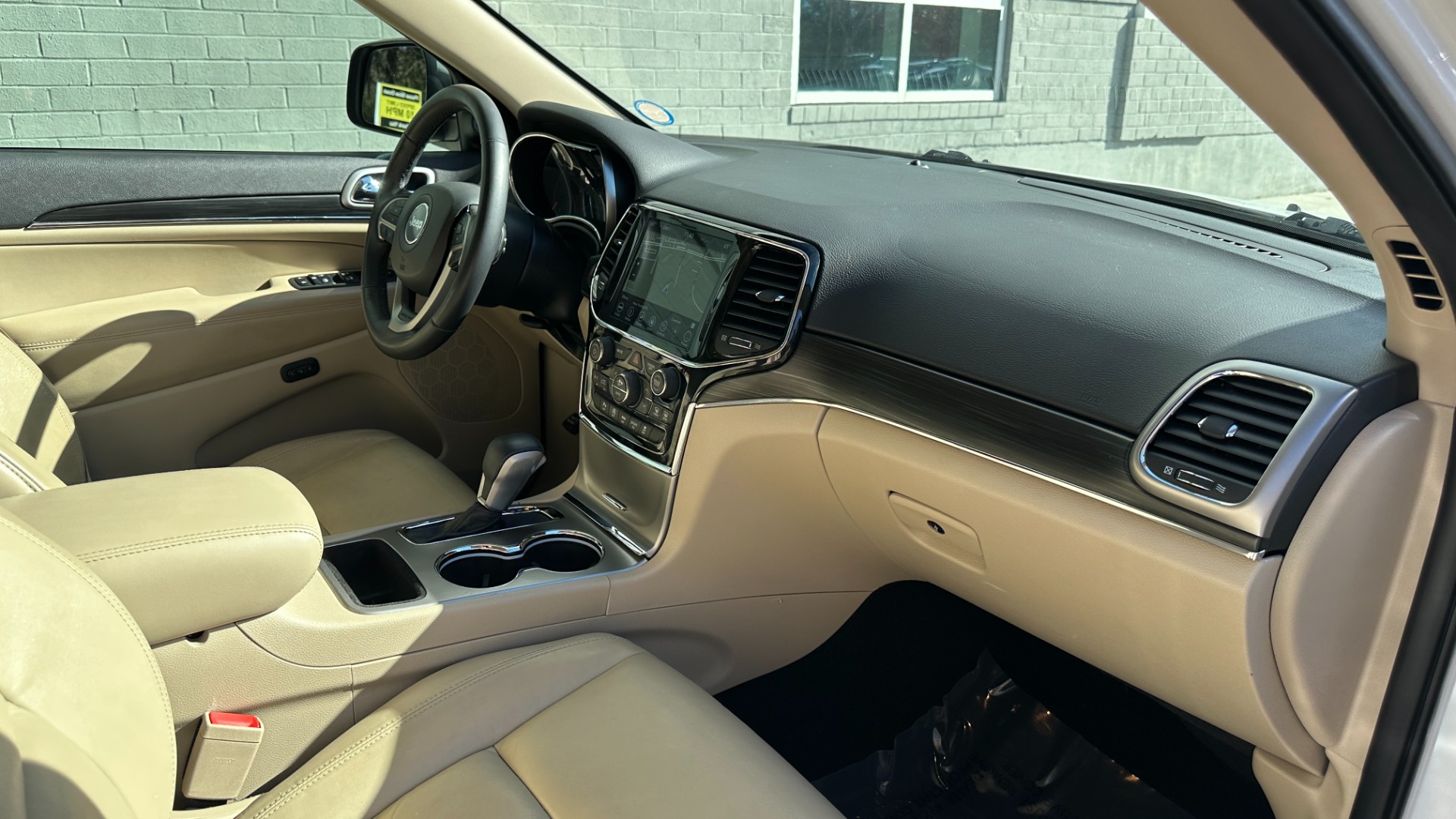 Used 2019 Jeep Grand Cherokee LIMITED / SUNROOF / NAVIGATION / LEATHER for sale $32,995 at Formula Imports in Charlotte NC 28227 33