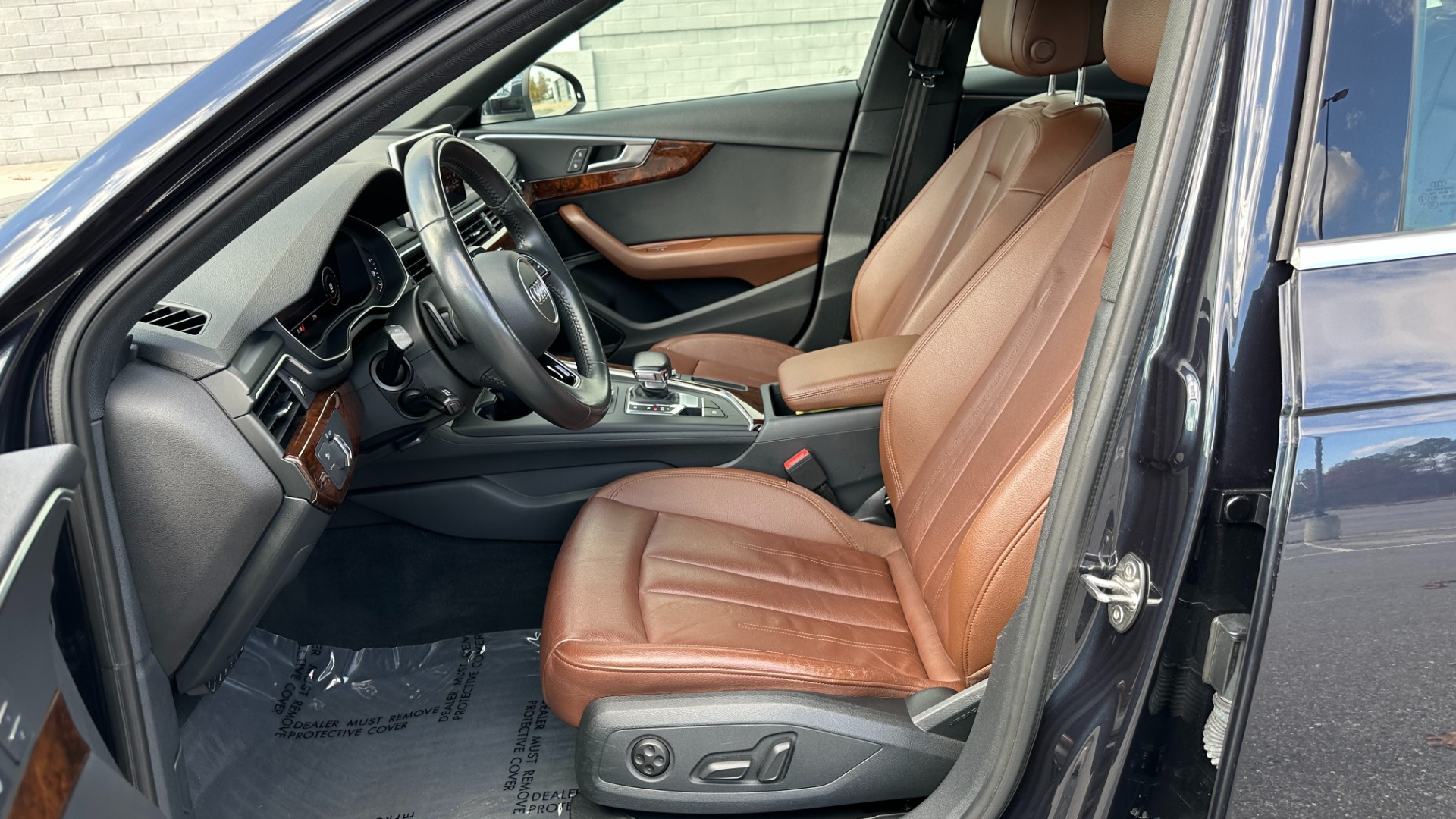 Used 2018 Audi A4 PREMIUM PLUS / PREMIUM PLUS / COLD WEATHER / WALNUT TRIM / AUDI BEAM RINGS for sale $32,995 at Formula Imports in Charlotte NC 28227 12