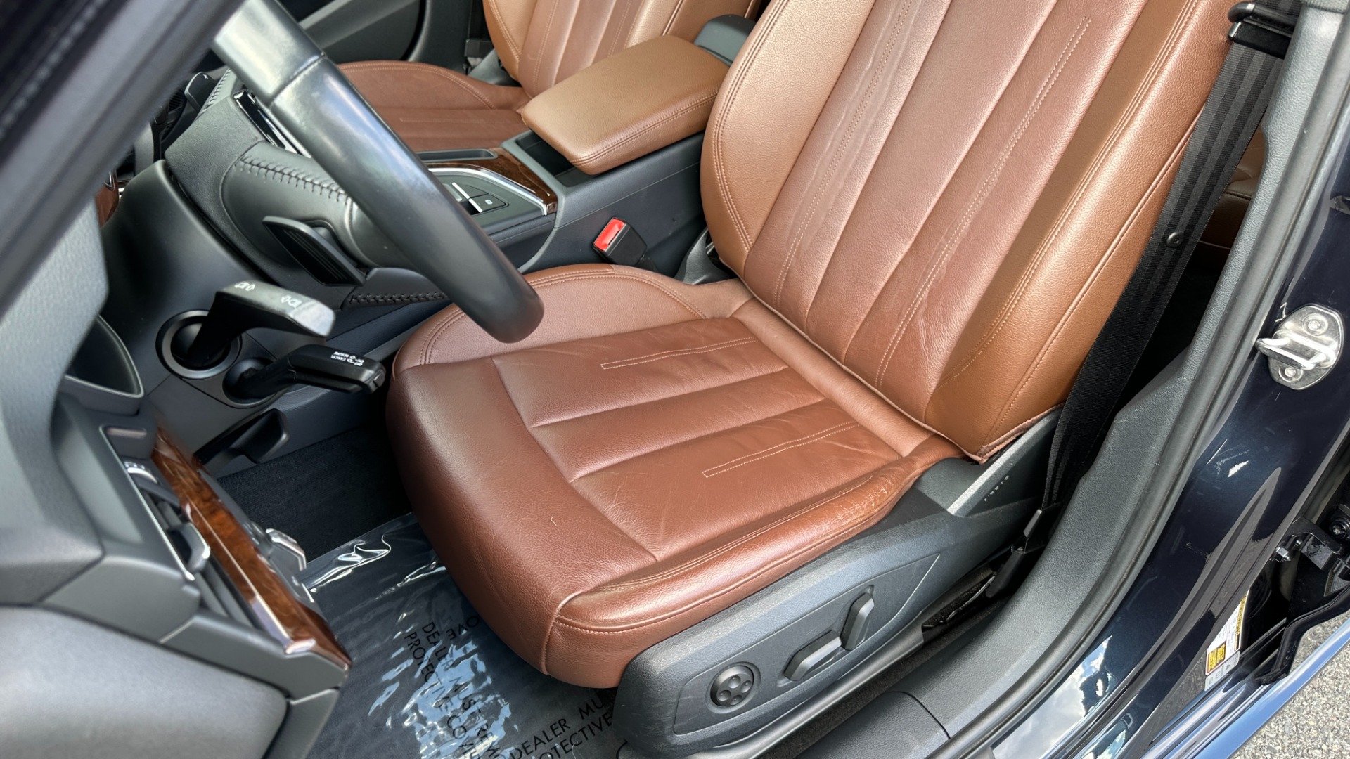 Used 2018 Audi A4 PREMIUM PLUS / PREMIUM PLUS / COLD WEATHER / WALNUT TRIM / AUDI BEAM RINGS for sale $32,995 at Formula Imports in Charlotte NC 28227 14