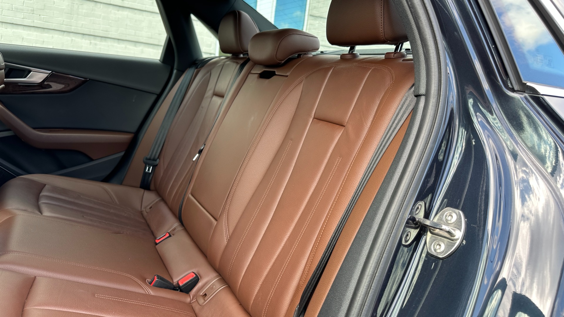 Used 2018 Audi A4 PREMIUM PLUS / PREMIUM PLUS / COLD WEATHER / WALNUT TRIM / AUDI BEAM RINGS for sale $32,995 at Formula Imports in Charlotte NC 28227 23