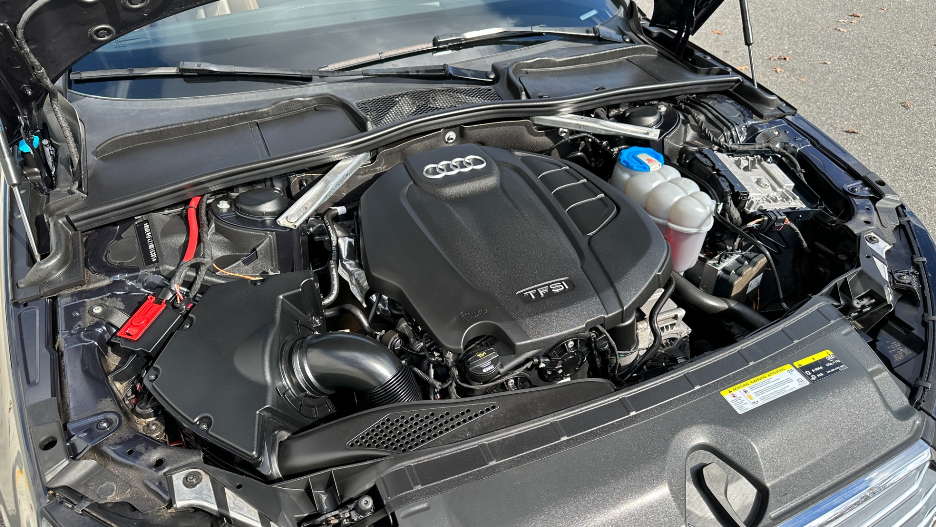 Used 2018 Audi A4 PREMIUM PLUS / PREMIUM PLUS / COLD WEATHER / WALNUT TRIM / AUDI BEAM RINGS for sale $32,995 at Formula Imports in Charlotte NC 28227 33