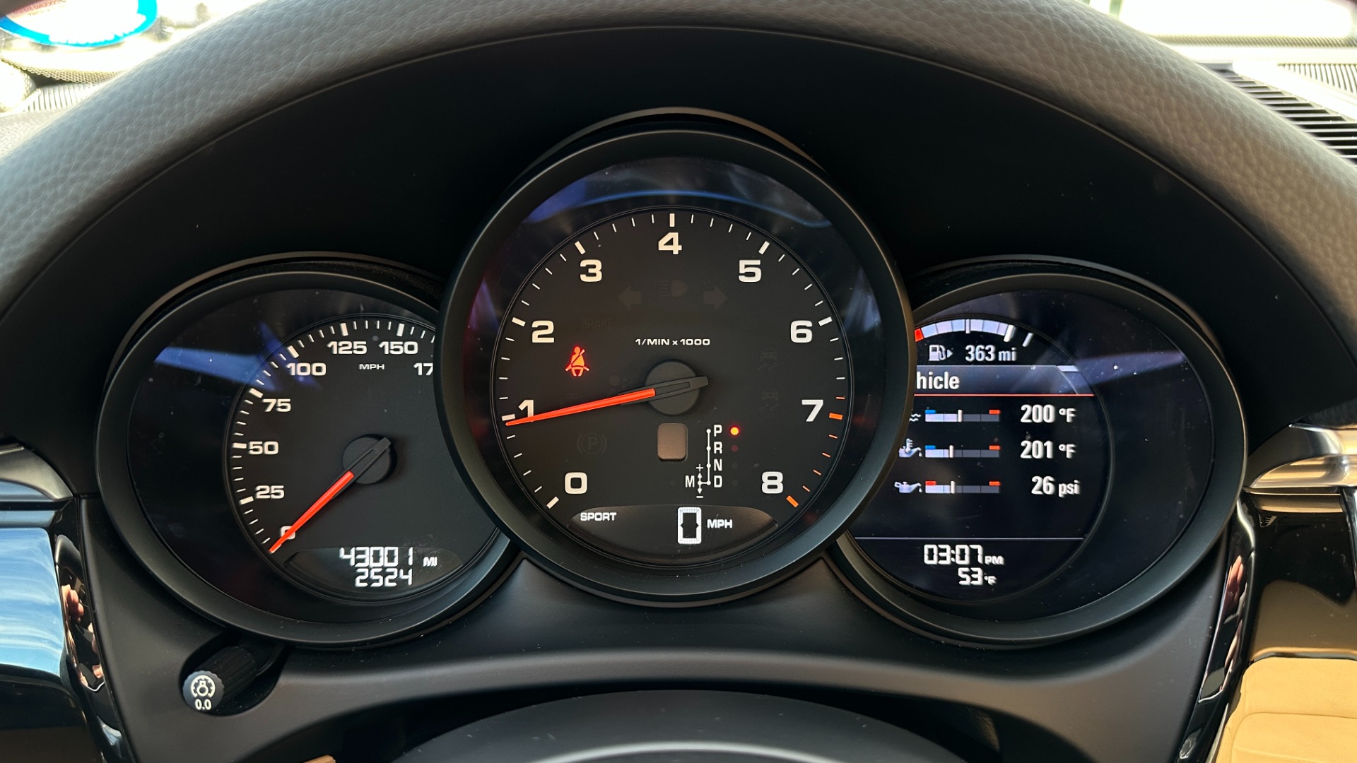 Used 2018 Porsche Macan SPORT EDITION / PREMIUM PLUS PACKAGE / BOSE SOUND / NAV / LANGE CHANGE ASSI for sale $39,900 at Formula Imports in Charlotte NC 28227 13