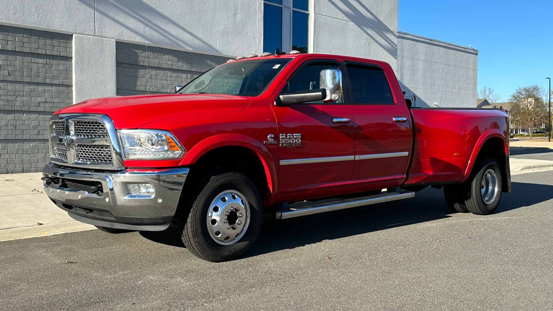 Used 2017 Ram 3500 LARAMIE / TURBO DIESEL / AISIN TRANSMISSION / DUAL REAR WHEELS / 4X4 / CREW for sale $45,995 at Formula Imports in Charlotte NC 28227 2