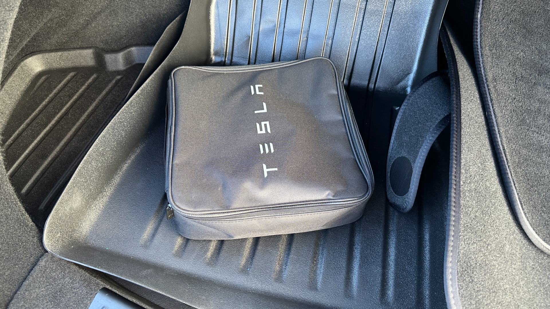 Used 2021 Tesla Model S PLAID / FULL SELF DRIVING / STANDARD CONNECTIVITY / CHARING CABLE / CARBON for sale $117,995 at Formula Imports in Charlotte NC 28227 12