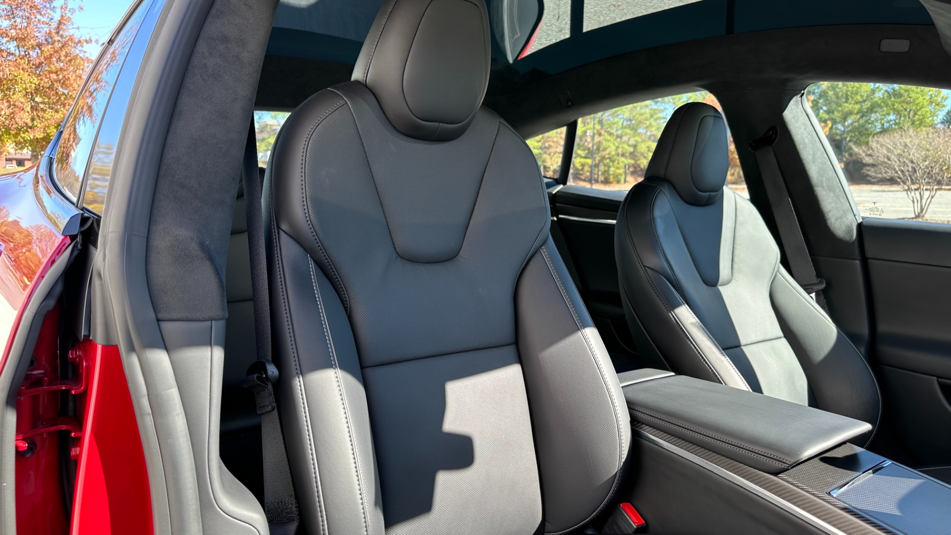 Used 2021 Tesla Model S PLAID / FULL SELF DRIVING / STANDARD CONNECTIVITY / CHARING CABLE / CARBON for sale $117,995 at Formula Imports in Charlotte NC 28227 27
