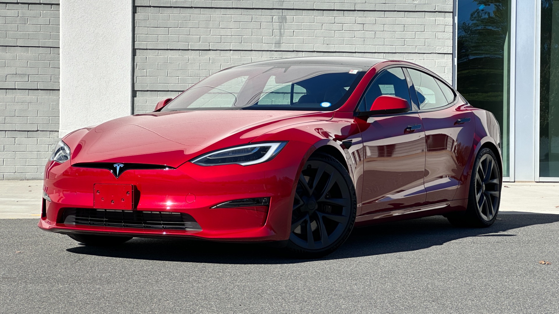 Used 2021 Tesla Model S PLAID / FULL SELF DRIVING / STANDARD CONNECTIVITY / CHARING CABLE / CARBON for sale $117,995 at Formula Imports in Charlotte NC 28227 1