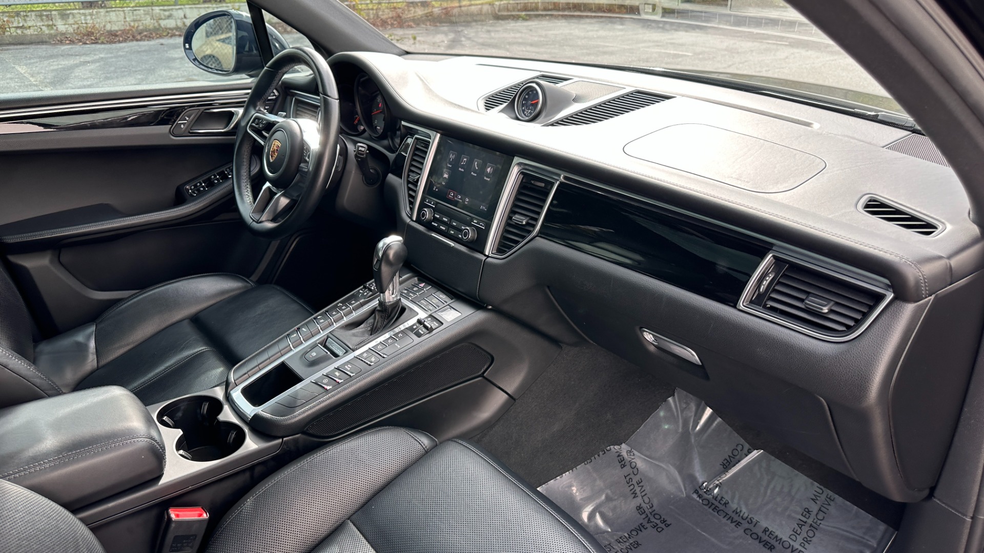Used 2017 Porsche Macan S / PREMIUM / MACAN S / LEATHER INTERIOR PKG for sale $35,995 at Formula Imports in Charlotte NC 28227 29