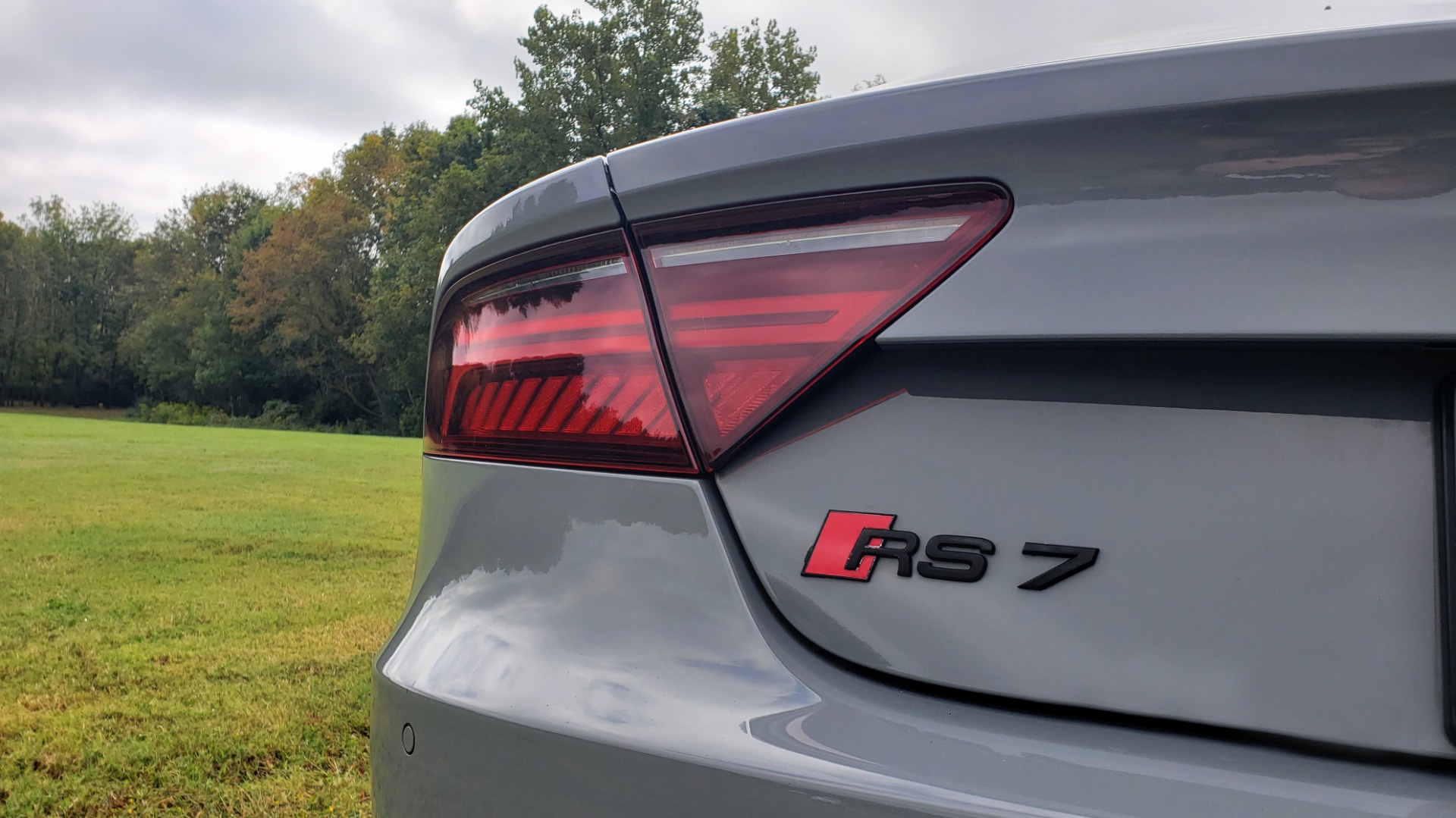 Used 2018 Audi RS 7 4.0T TIPTRONIC / CARBON OPTIC / DRVR ASST / NAV / REARVIEW / 750HP+ for sale Sold at Formula Imports in Charlotte NC 28227 17