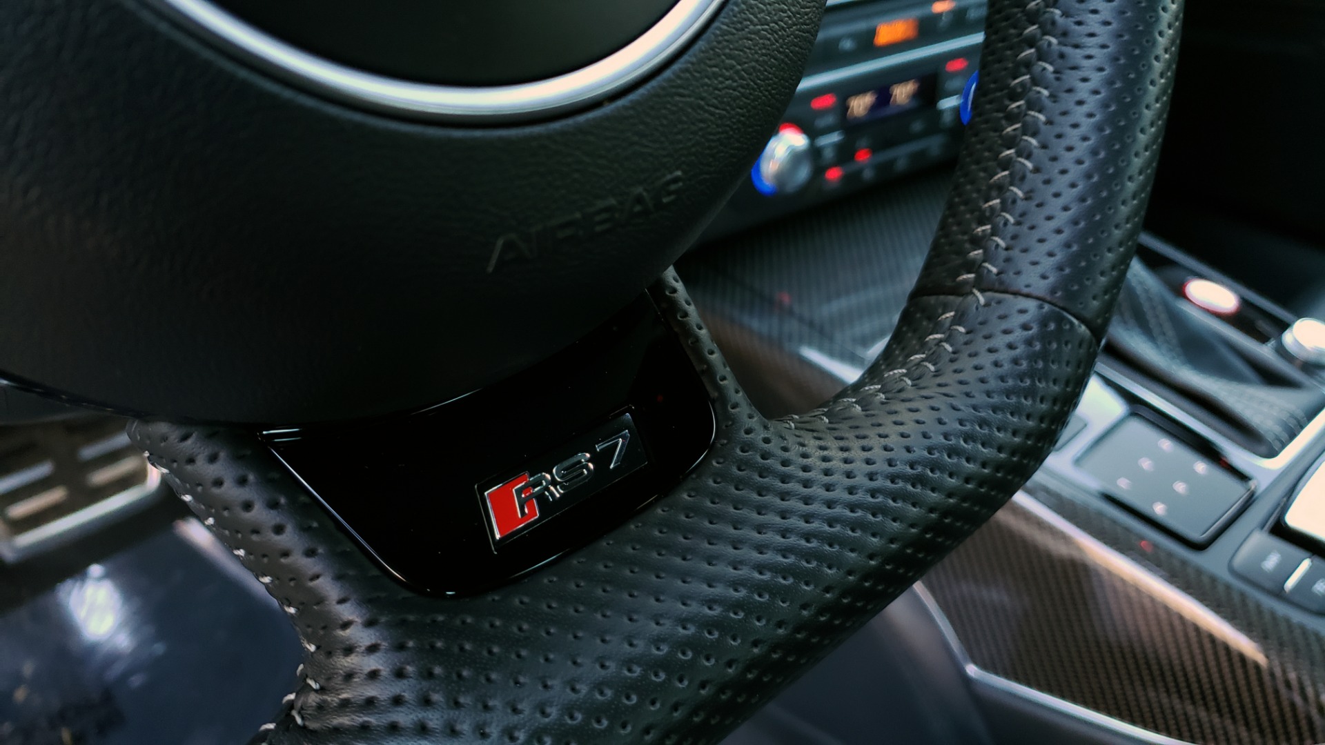 Used 2018 Audi RS 7 4.0T TIPTRONIC / CARBON OPTIC / DRVR ASST / NAV / REARVIEW / 750HP+ for sale Sold at Formula Imports in Charlotte NC 28227 46