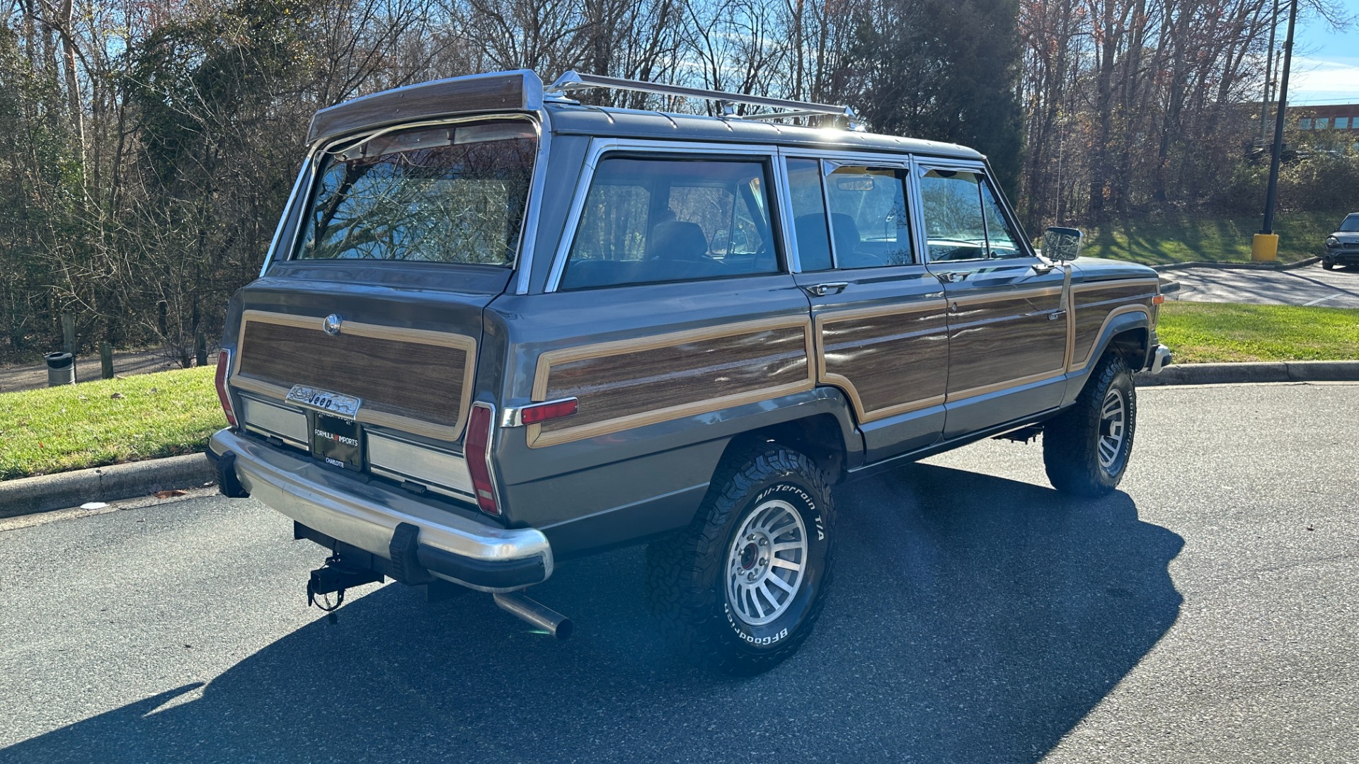 Used 1988 Jeep Grand Wagoneer 5.9L V8 ENGINE / LEATHER AND CLOTH / WOOD SIDING / 4WD for sale $21,995 at Formula Imports in Charlotte NC 28227 21