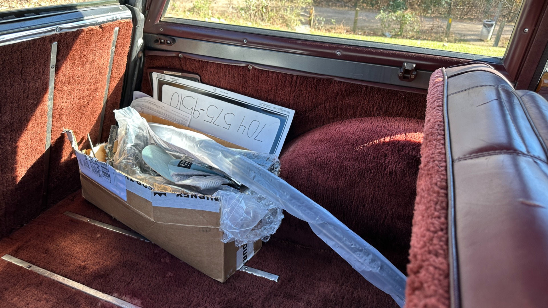Used 1988 Jeep Grand Wagoneer 5.9L V8 ENGINE / LEATHER AND CLOTH / WOOD SIDING / 4WD for sale Sold at Formula Imports in Charlotte NC 28227 48