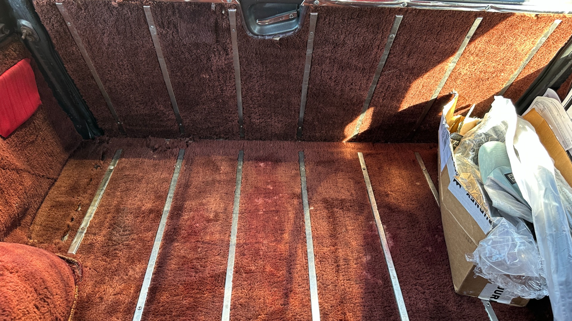 Used 1988 Jeep Grand Wagoneer 5.9L V8 ENGINE / LEATHER AND CLOTH / WOOD SIDING / 4WD for sale Sold at Formula Imports in Charlotte NC 28227 50