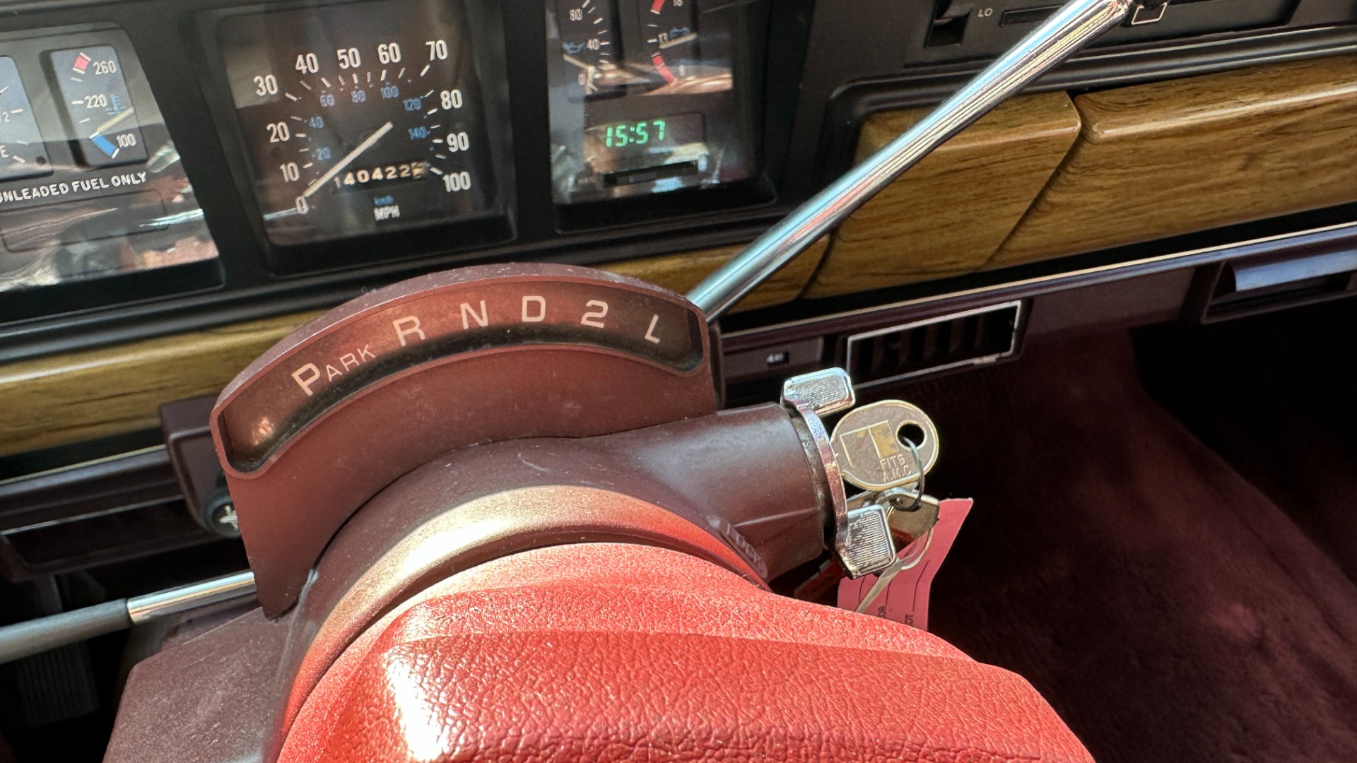 Used 1988 Jeep Grand Wagoneer 5.9L V8 ENGINE / LEATHER AND CLOTH / WOOD SIDING / 4WD for sale Sold at Formula Imports in Charlotte NC 28227 71