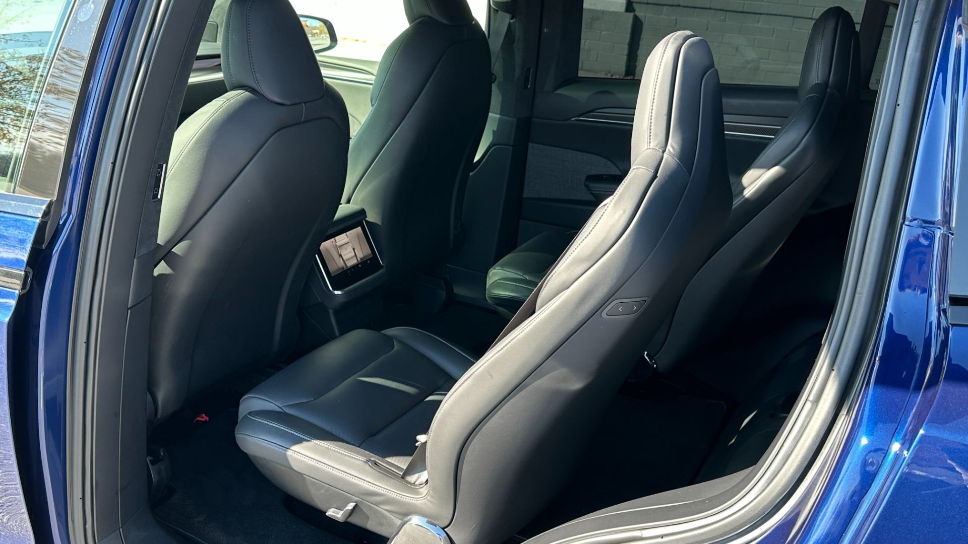 Used 2022 Tesla Model X PLAID / FULL SELF DRIVING CAPABILITY / CARBON FIBER TRIM / PREMIUM CONNECTI for sale Sold at Formula Imports in Charlotte NC 28227 23