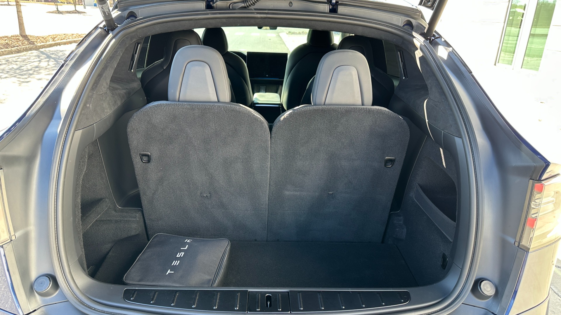 Used 2022 Tesla Model X PLAID / FULL SELF DRIVING CAPABILITY / CARBON FIBER TRIM / PREMIUM CONNECTI for sale Sold at Formula Imports in Charlotte NC 28227 36