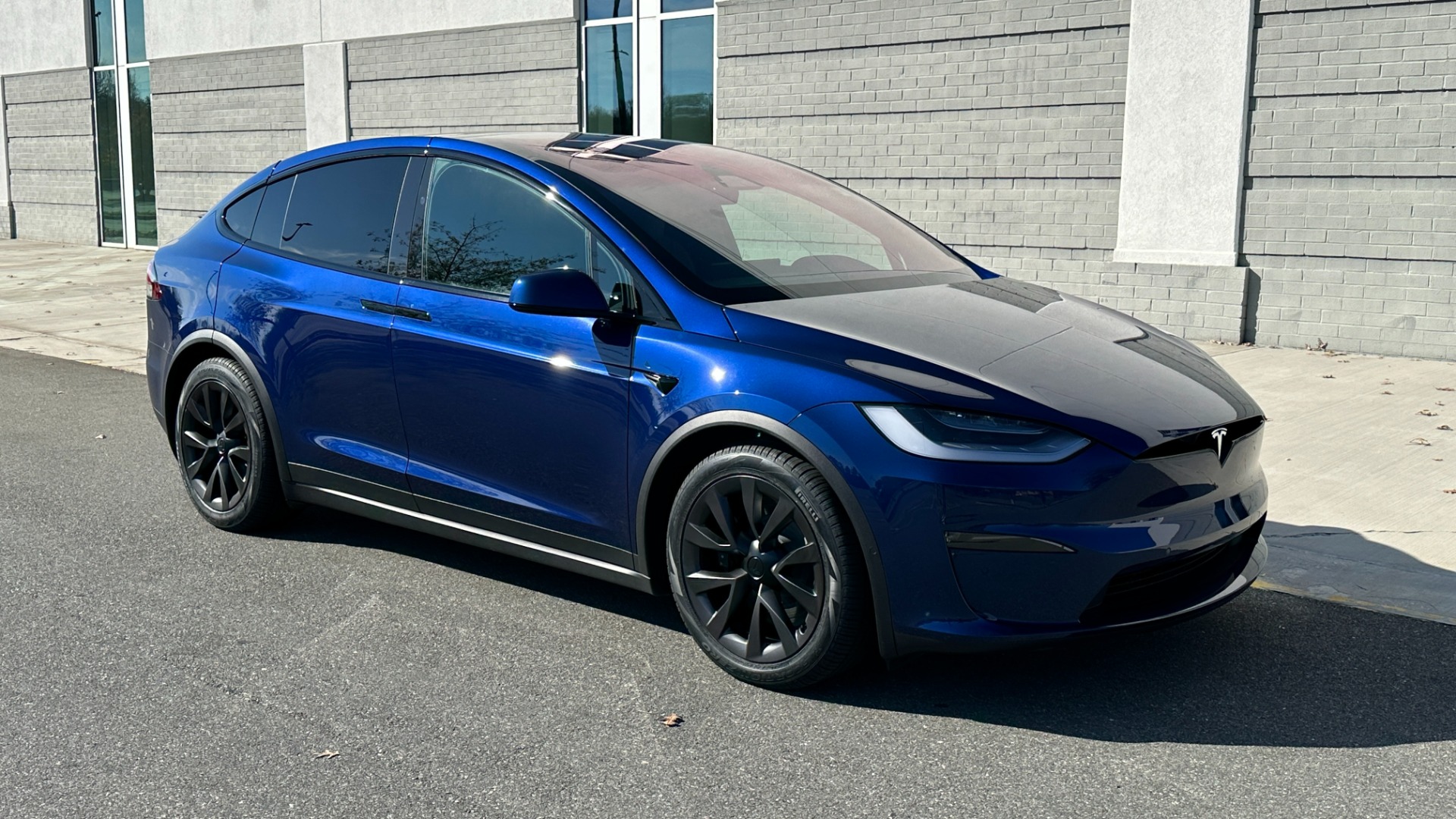 Used 2022 Tesla Model X PLAID / FULL SELF DRIVING CAPABILITY / CARBON FIBER TRIM / PREMIUM CONNECTI for sale Sold at Formula Imports in Charlotte NC 28227 5