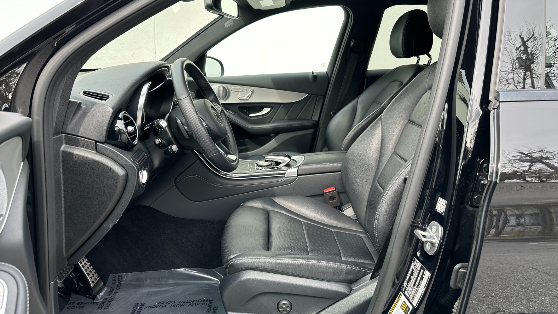 Used 2019 Mercedes-Benz GLC GLC 300 for sale Sold at Formula Imports in Charlotte NC 28227 12
