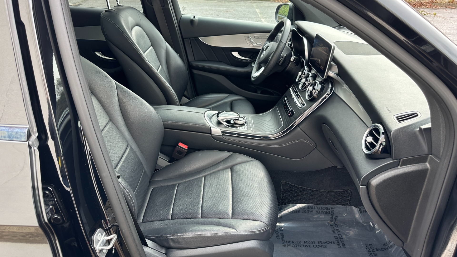 Used 2019 Mercedes-Benz GLC GLC 300 for sale Sold at Formula Imports in Charlotte NC 28227 30