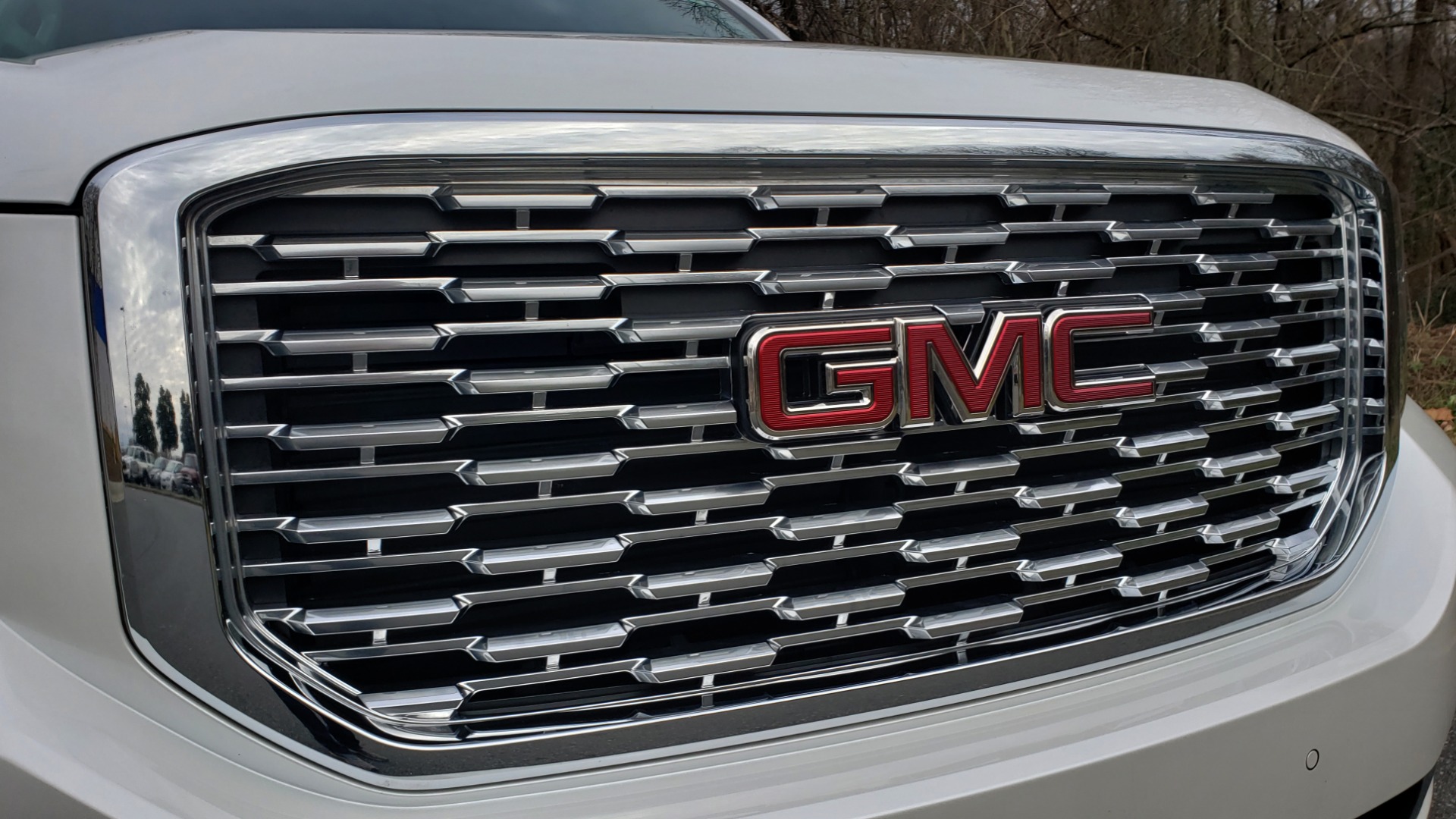 Used 2018 GMC YUKON DENALI 4WD / NAV / SUNROOF / BOSE / 3-ROW / REARVIEW for sale Sold at Formula Imports in Charlotte NC 28227 14