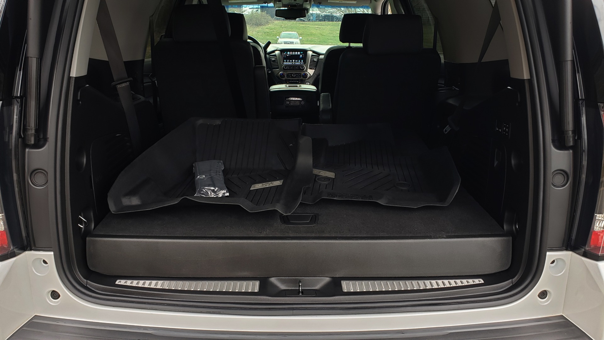 Used 2018 GMC YUKON DENALI 4WD / NAV / SUNROOF / BOSE / 3-ROW / REARVIEW for sale Sold at Formula Imports in Charlotte NC 28227 15