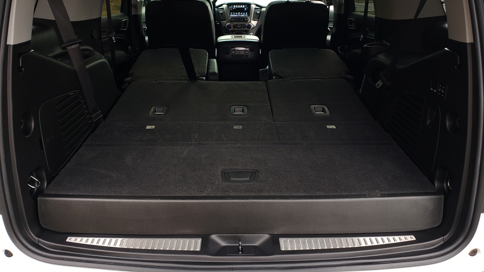 Used 2018 GMC YUKON DENALI 4WD / NAV / SUNROOF / BOSE / 3-ROW / REARVIEW for sale Sold at Formula Imports in Charlotte NC 28227 17
