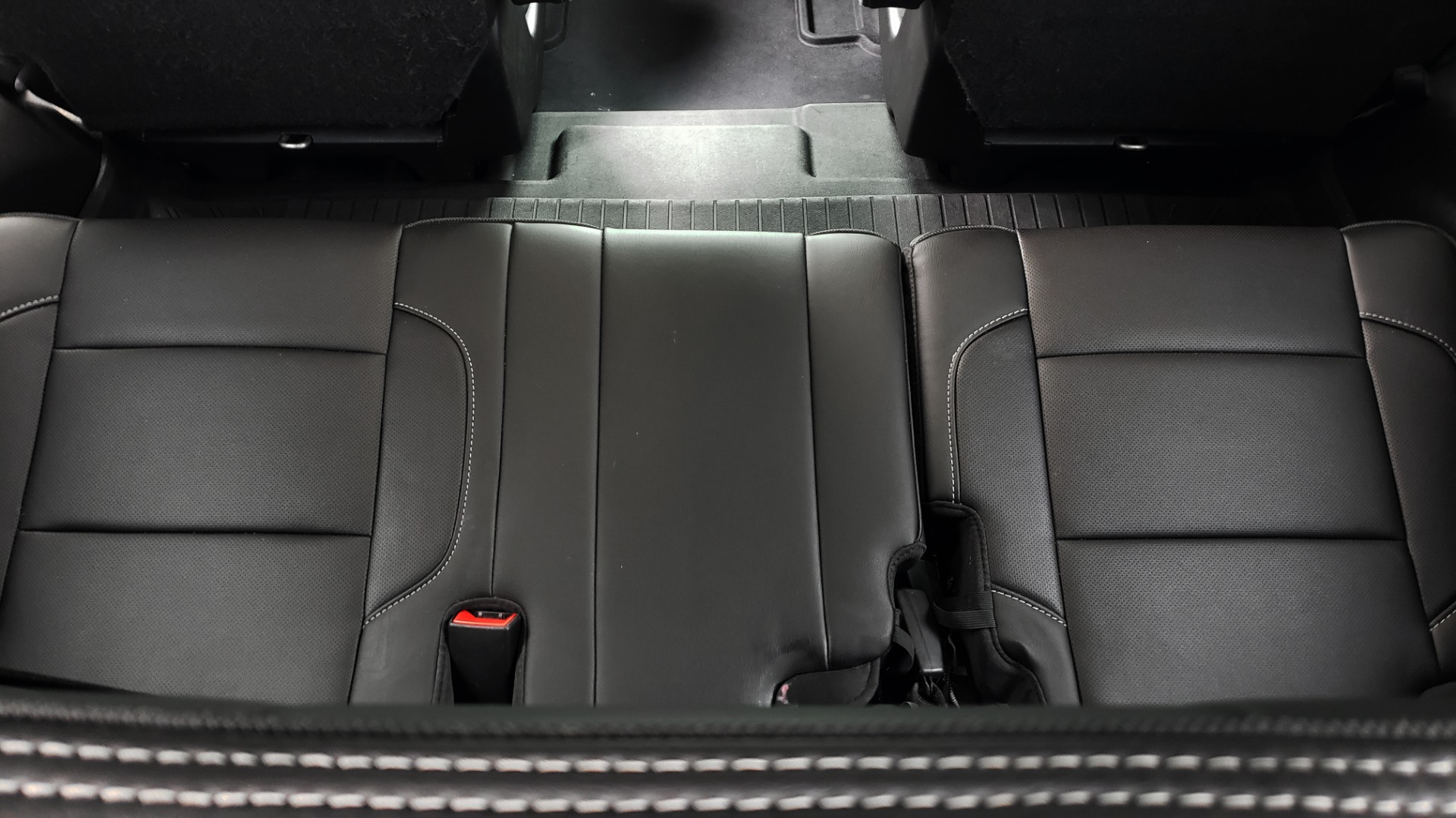 Used 2018 GMC YUKON DENALI 4WD / NAV / SUNROOF / BOSE / 3-ROW / REARVIEW for sale Sold at Formula Imports in Charlotte NC 28227 22