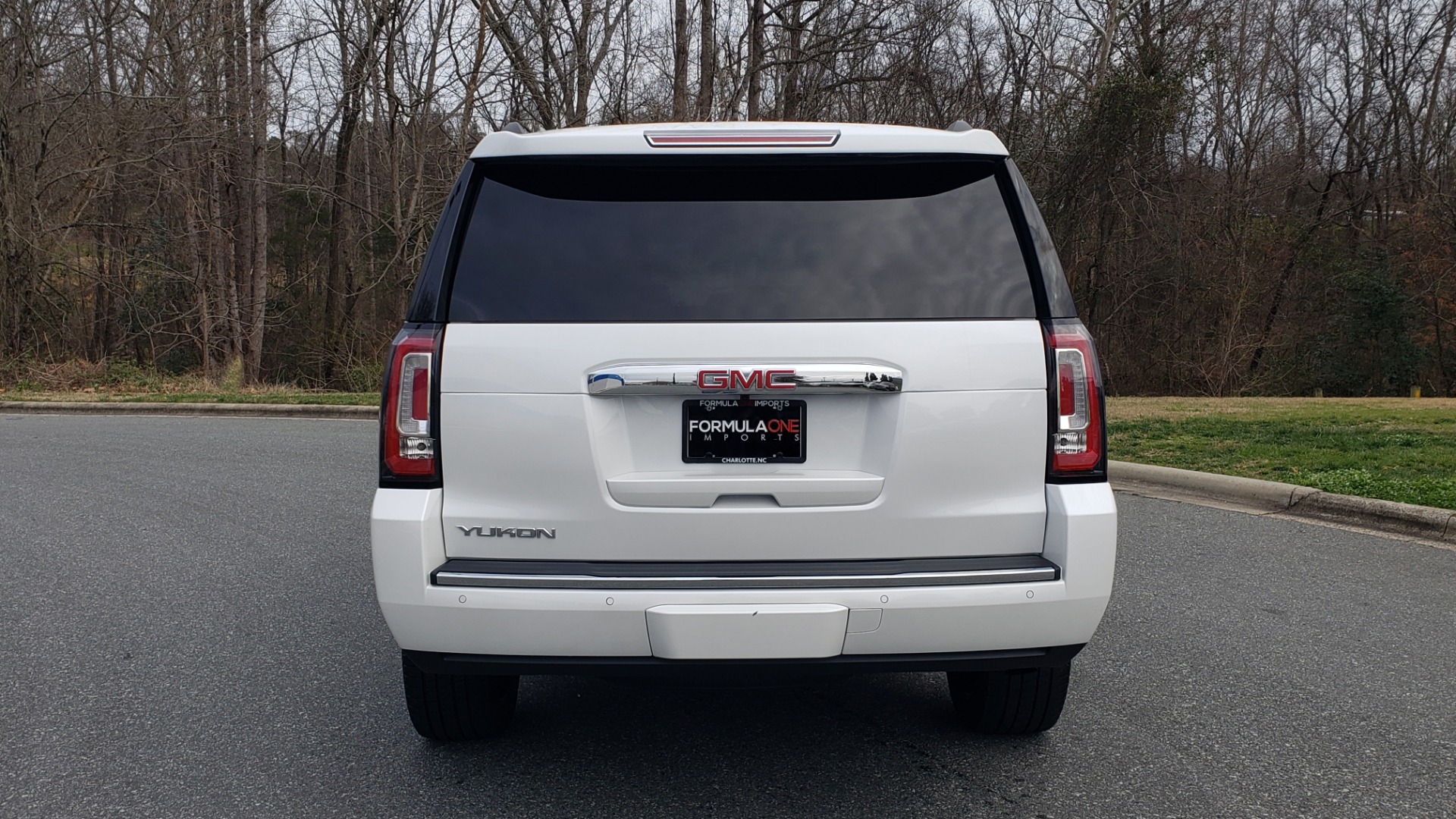 Used 2018 GMC YUKON DENALI 4WD / NAV / SUNROOF / BOSE / 3-ROW / REARVIEW for sale Sold at Formula Imports in Charlotte NC 28227 32